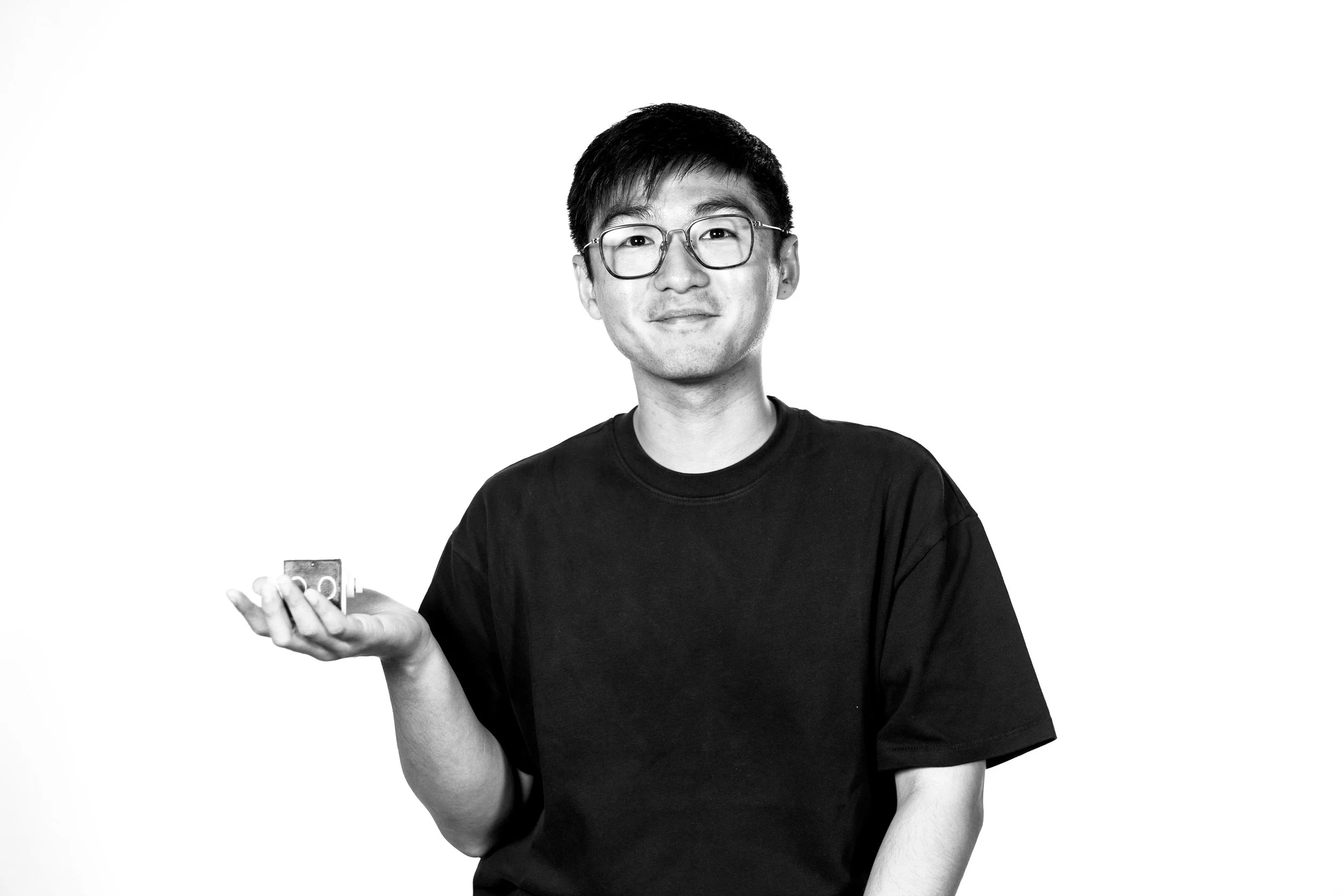 Bowen Tian
 

 Bowen Tian is a multidisciplinary designer from Tianjin, China. He earned a bachelor’s degree in Supply Chain Management from Auburn University and gained industry experience as an intern at Boeing in Tianjin before pursuing an MFA in 