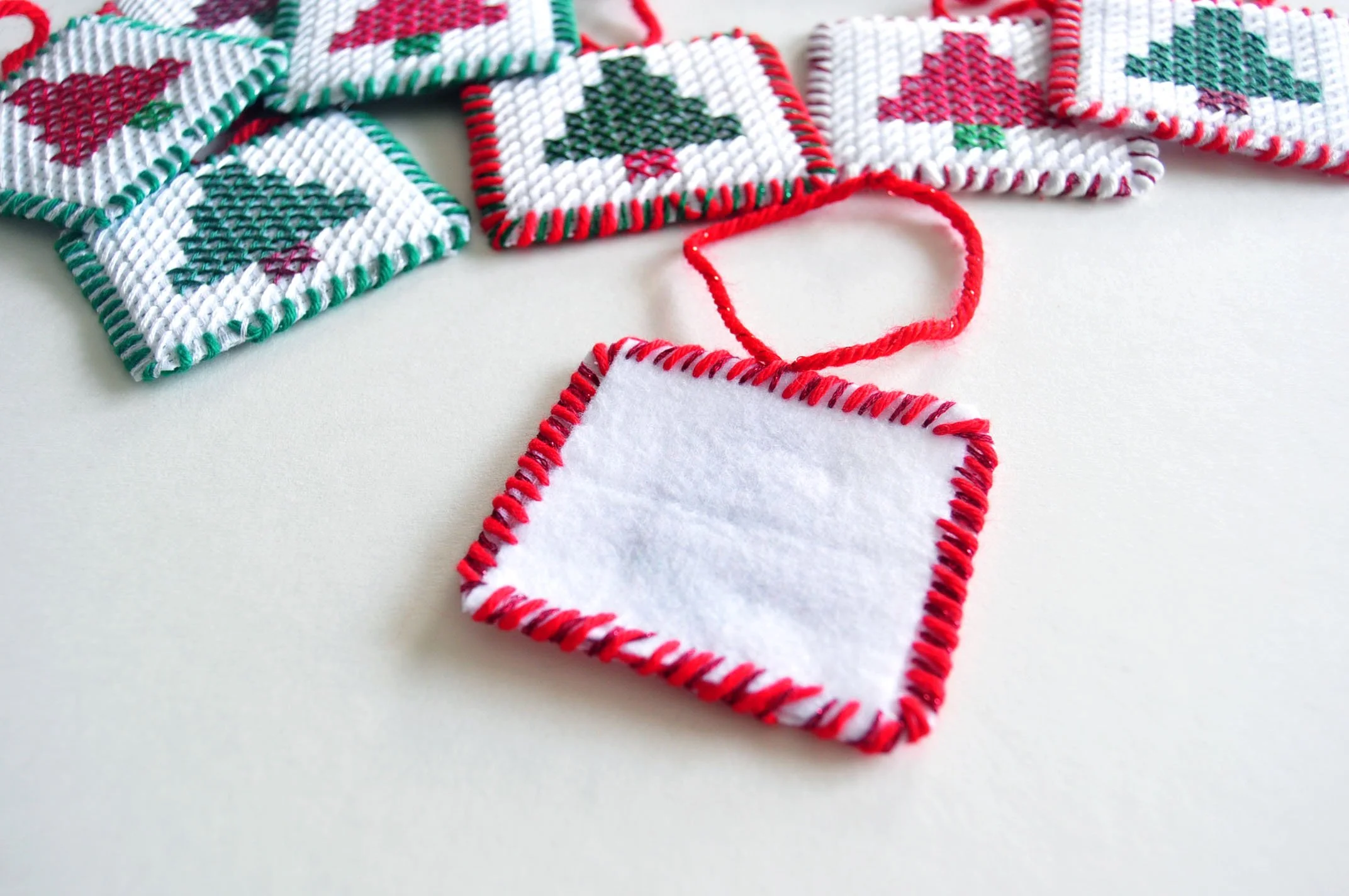 XMAS TREE ORNAMENT-back.jpg