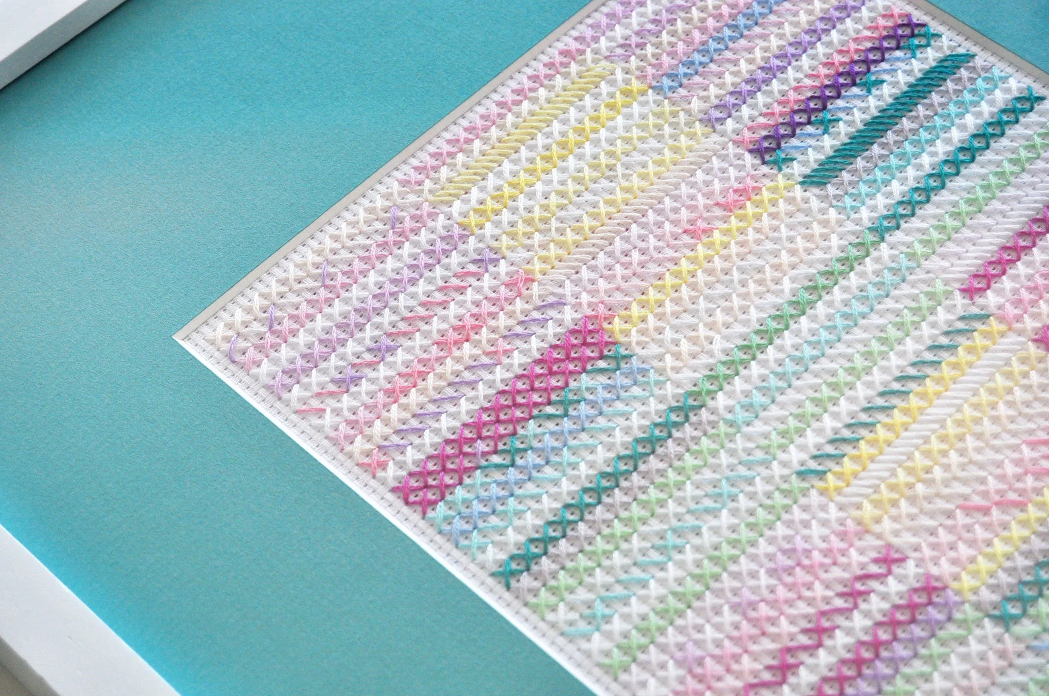 Glitch Streak 04 - Pride - Detail.jpg