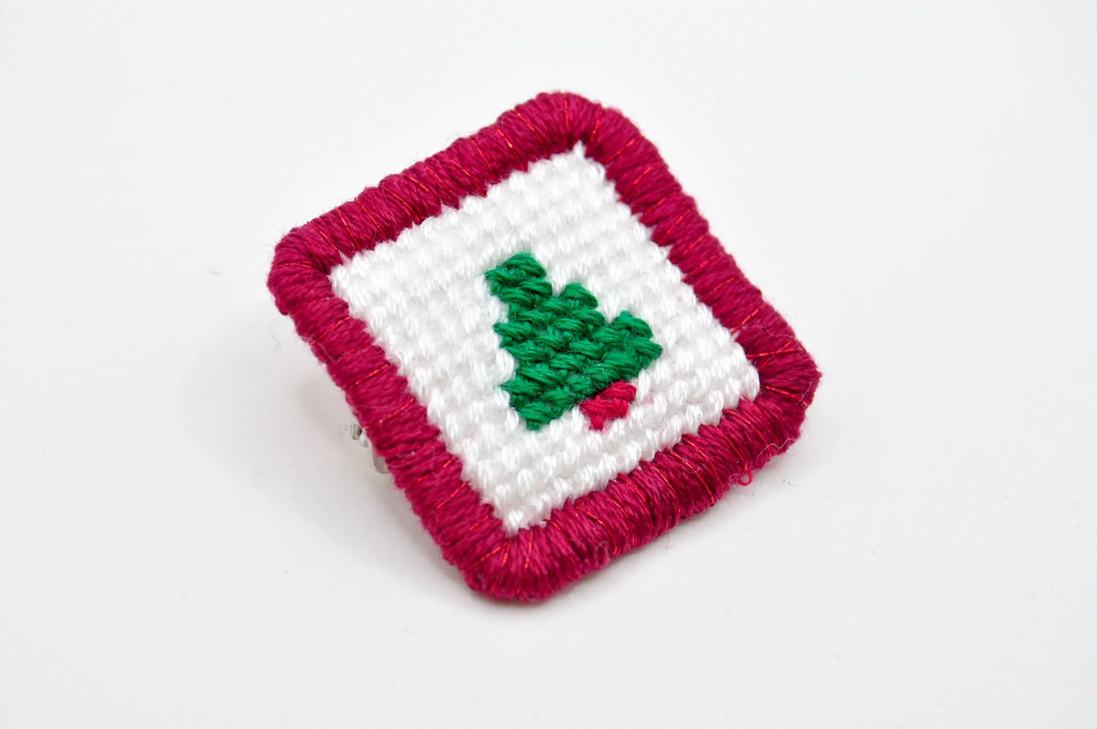 XmasTree-Pins-4.jpg