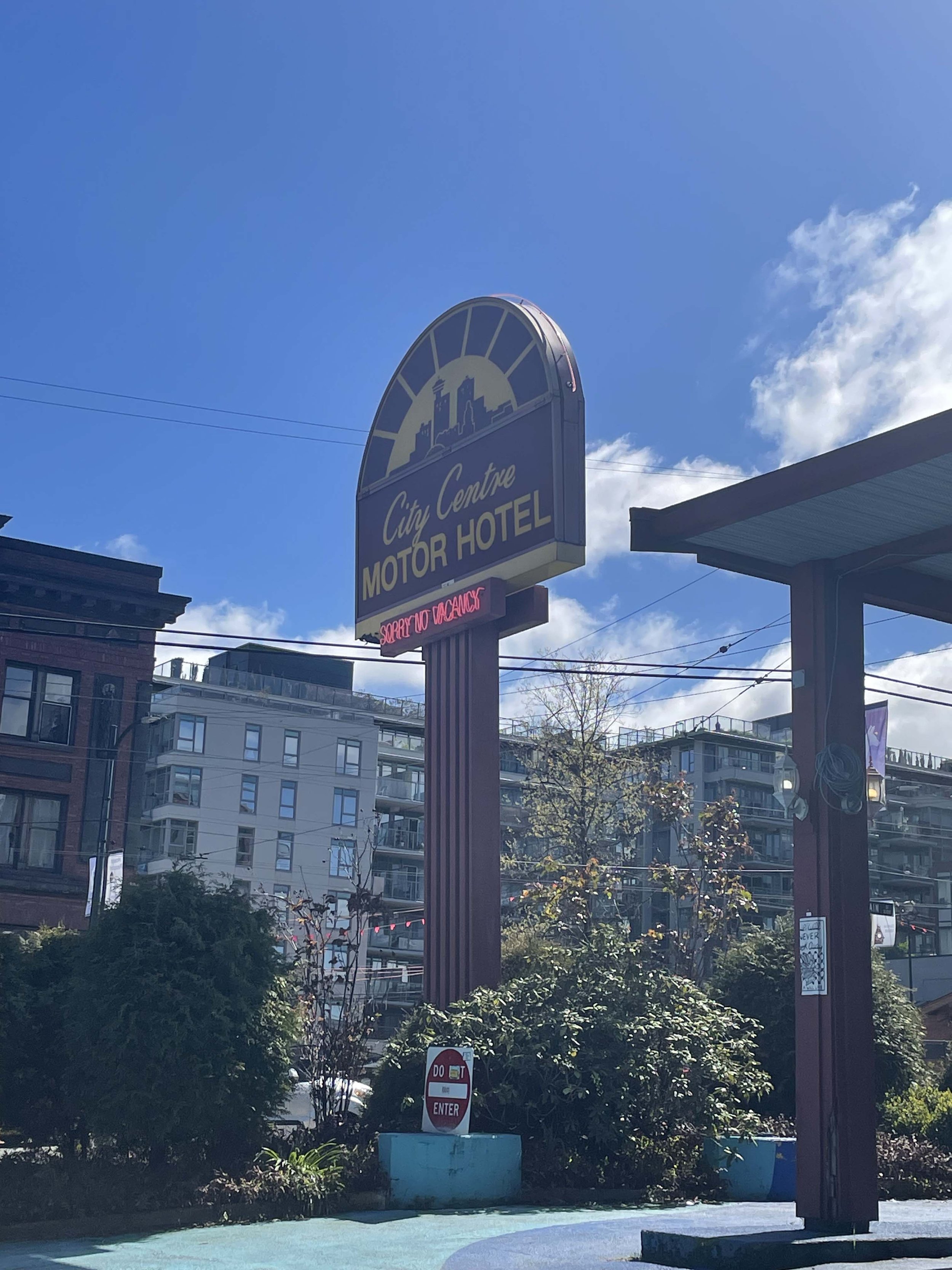 Golden Rim Motor Inn Sign City Centre Motor Hotel Sign — Mallory Donen