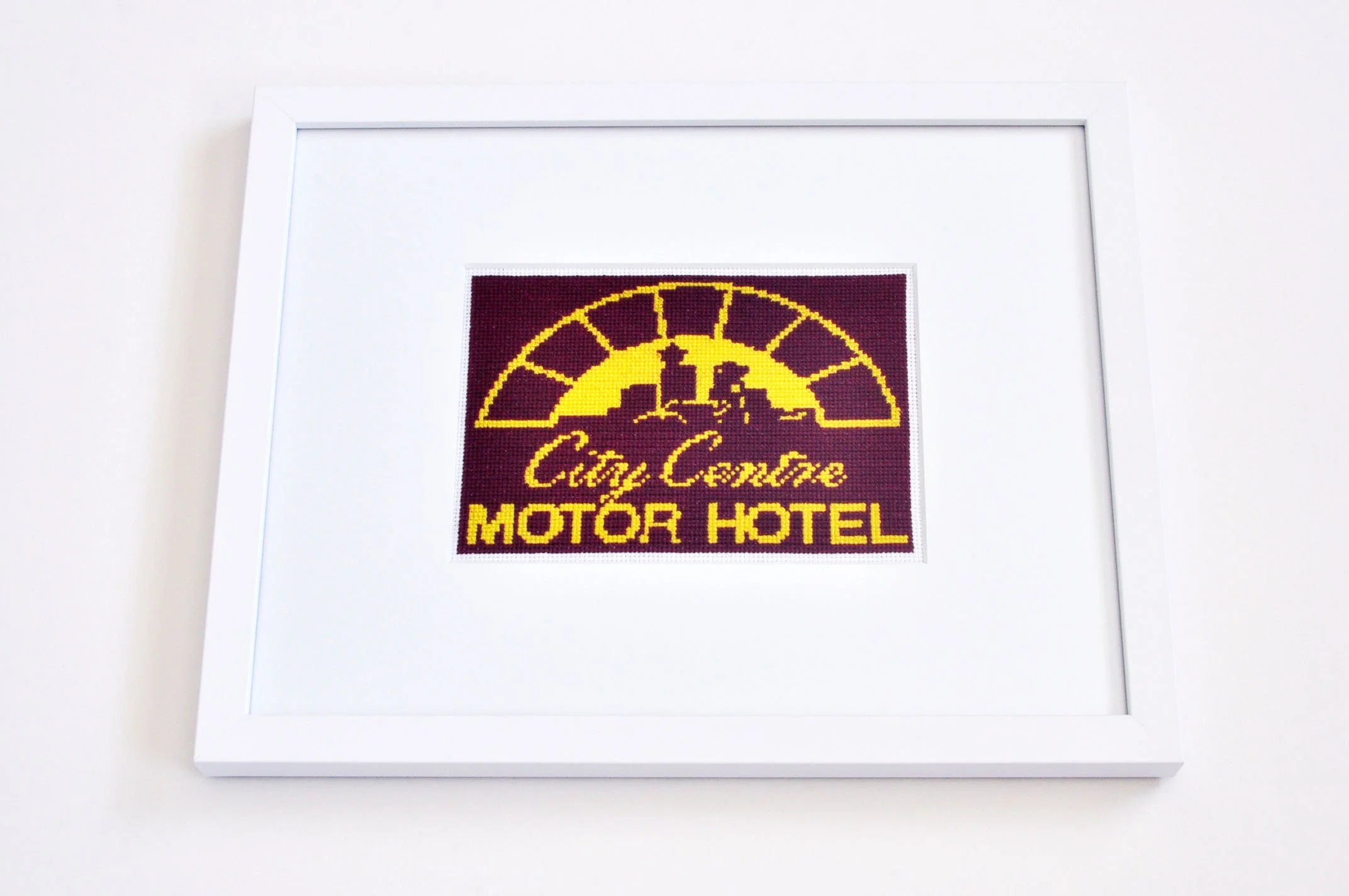 City Centre Motor Hotel Sign