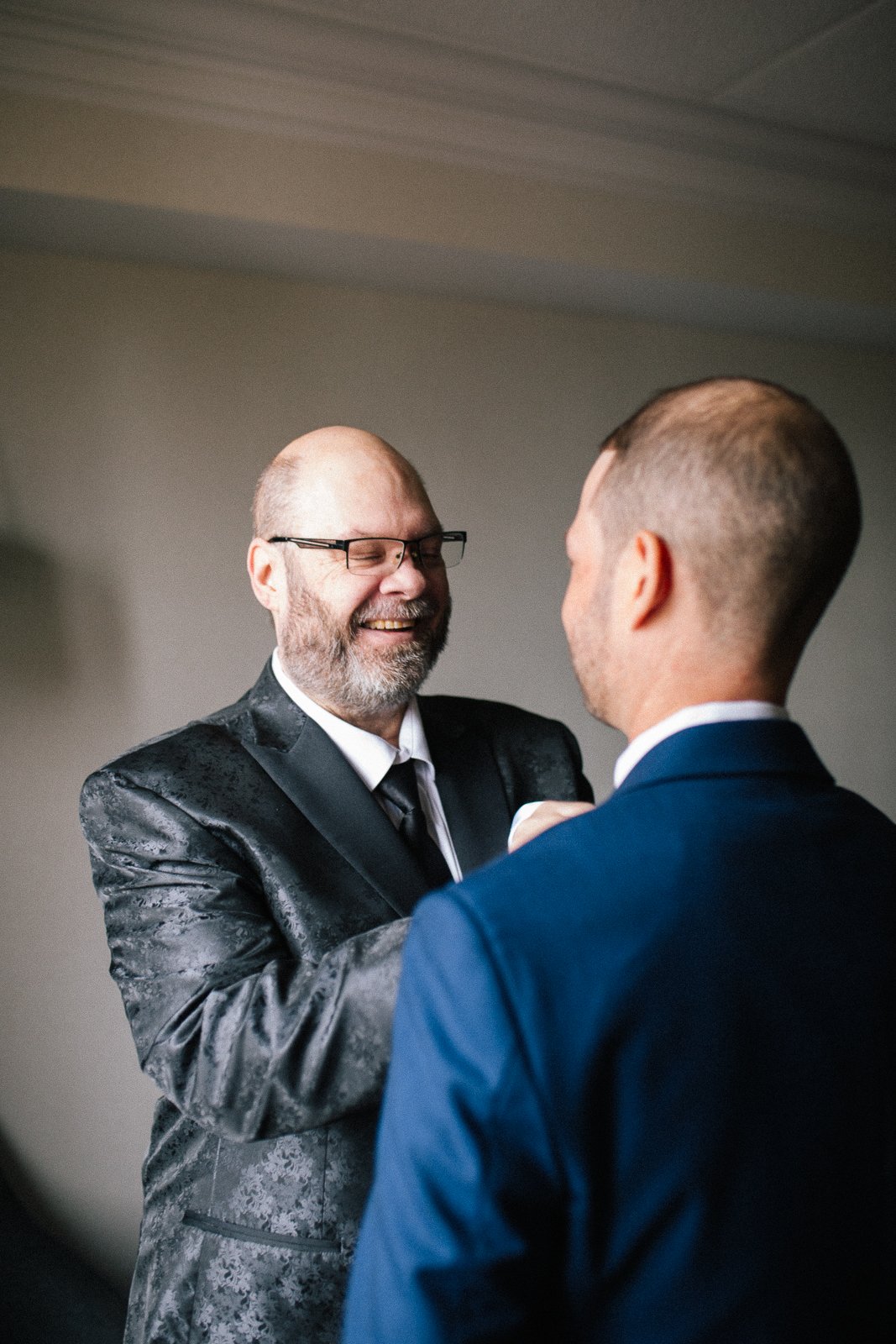 CHRISTINA+RYAN_WEDDINGSNEAKPEEK_AMANDALEECOFFEY_OCT212023-13.jpg