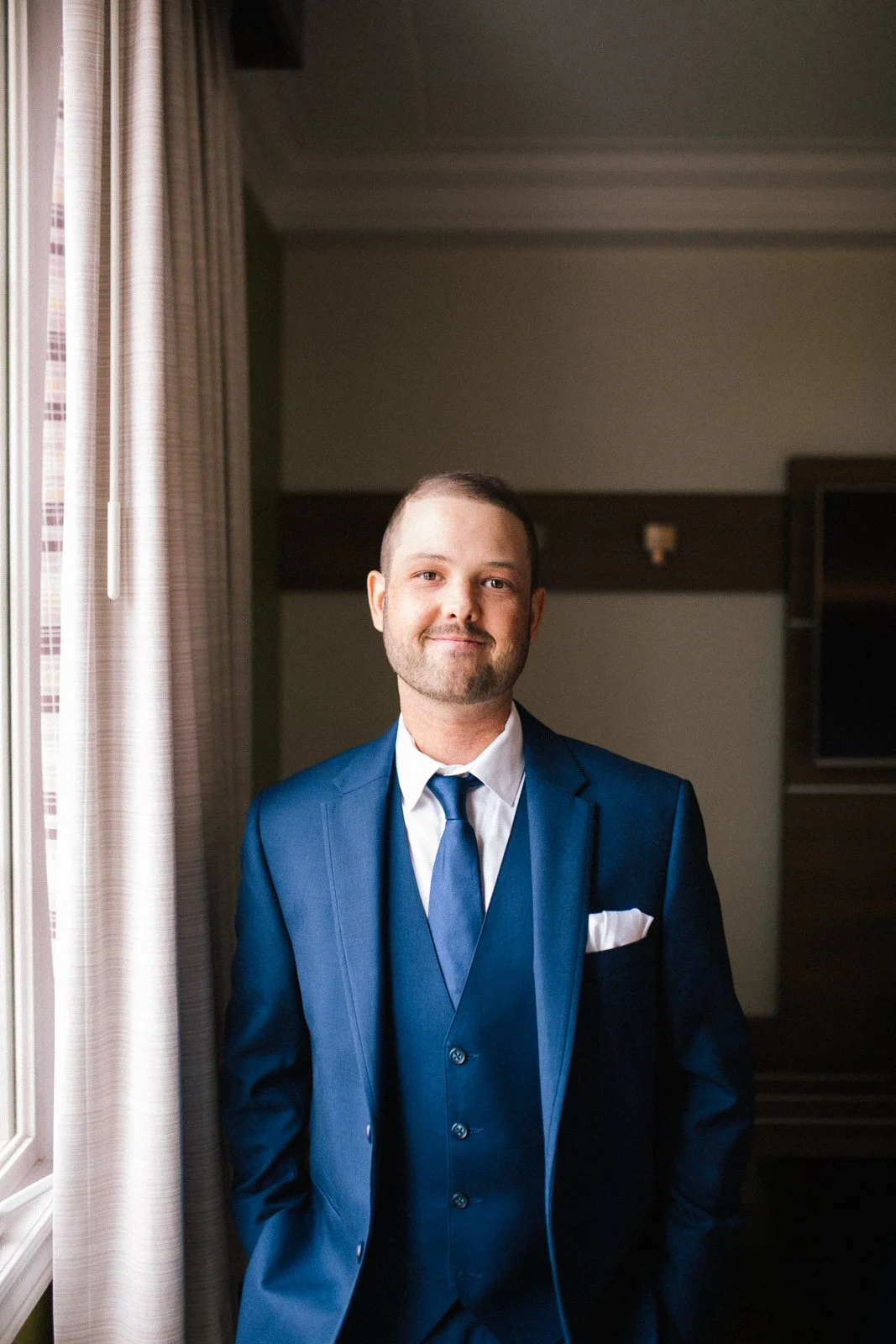 CHRISTINA+RYAN_WEDDINGSNEAKPEEK_AMANDALEECOFFEY_OCT212023-15.jpg