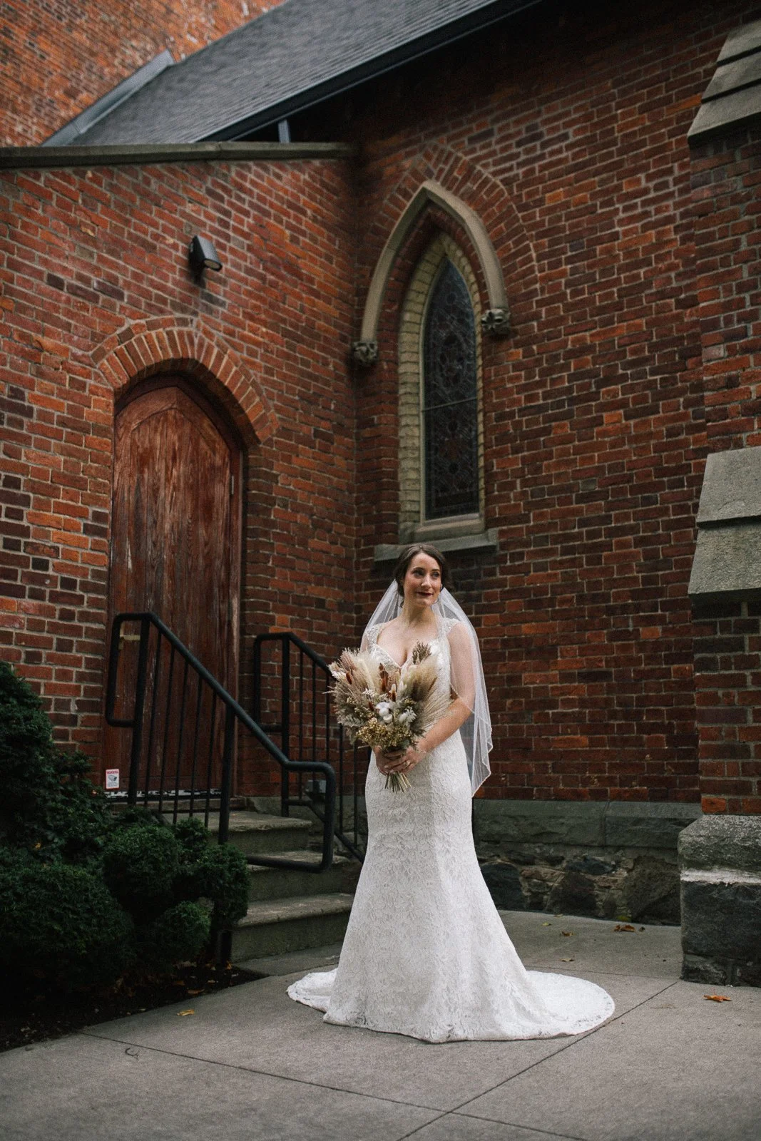 CHRISTINA+RYAN_WEDDINGSNEAKPEEK_AMANDALEECOFFEY_OCT212023-24.jpg