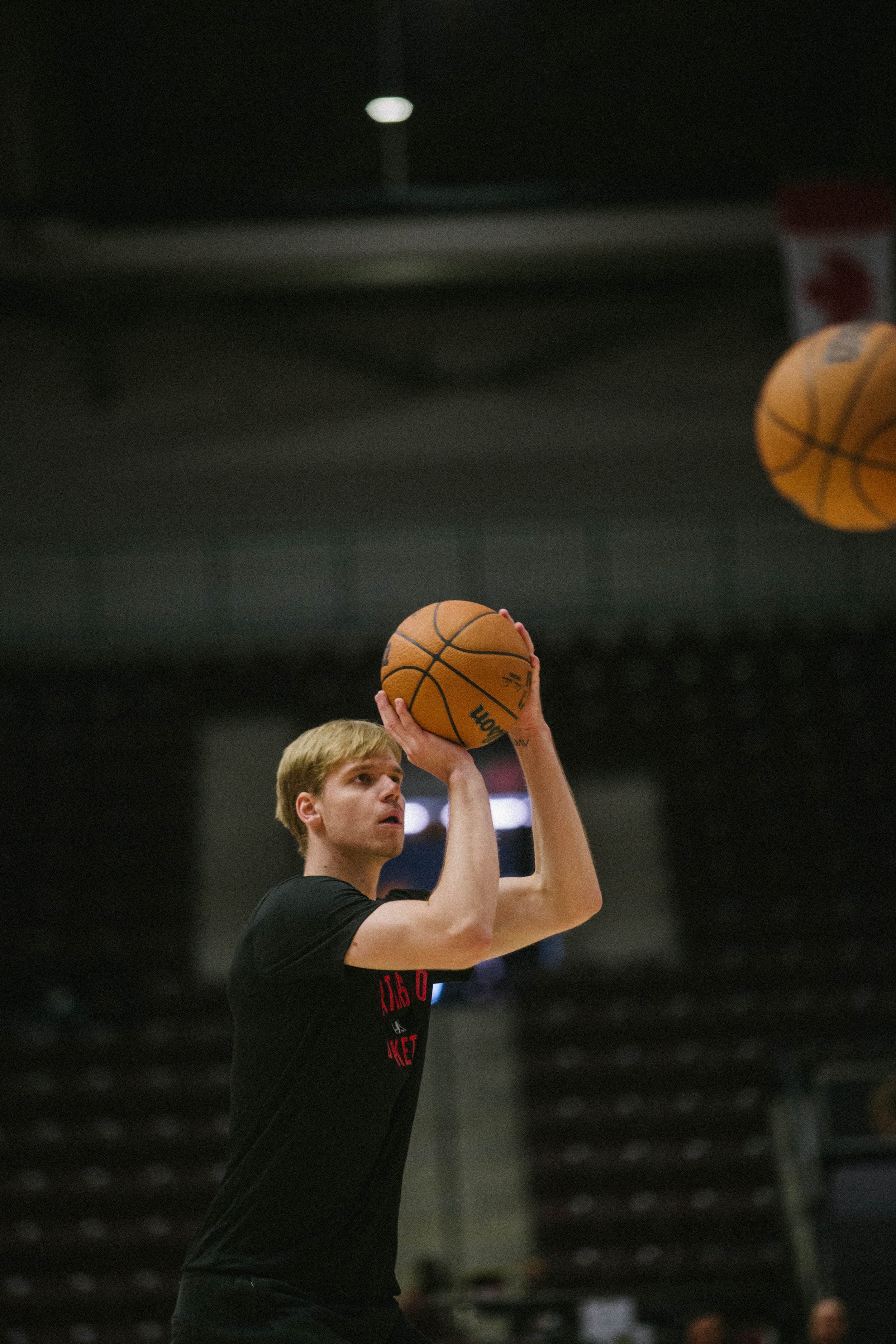 RAPS905_VSCAPITALCITYGOGO_NOV252023@AMANDALEECOFFEY-19.jpg