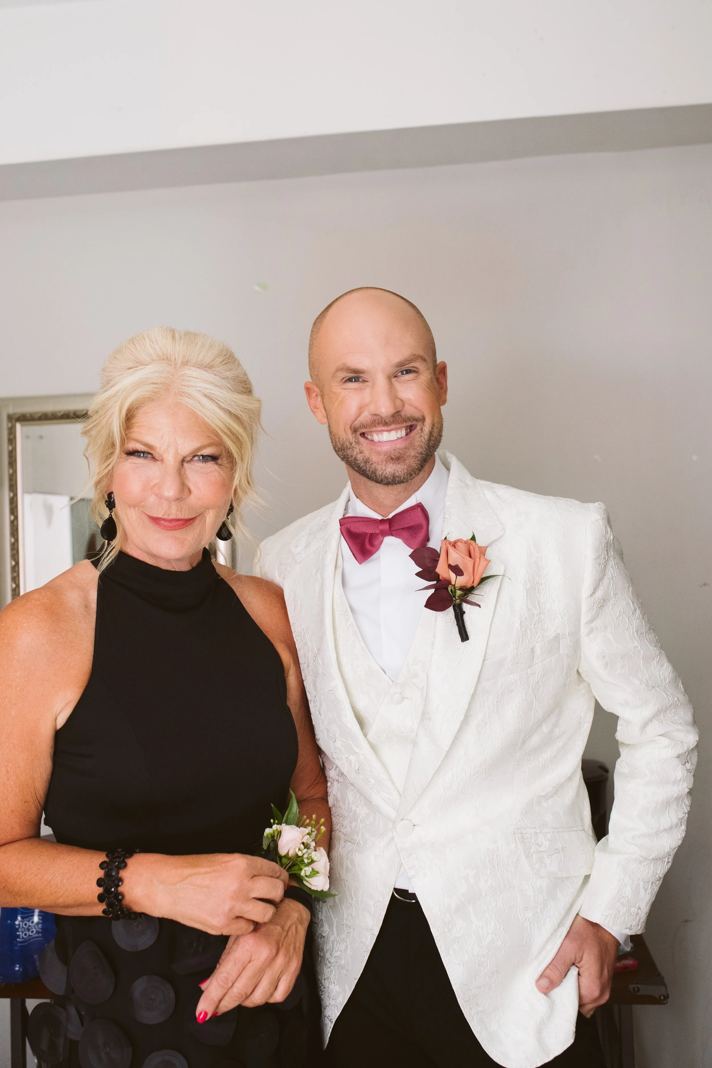 DEVINANDFELANDER_WEDDINGTEASER_@AMANDALEECOFFEY-9.jpg