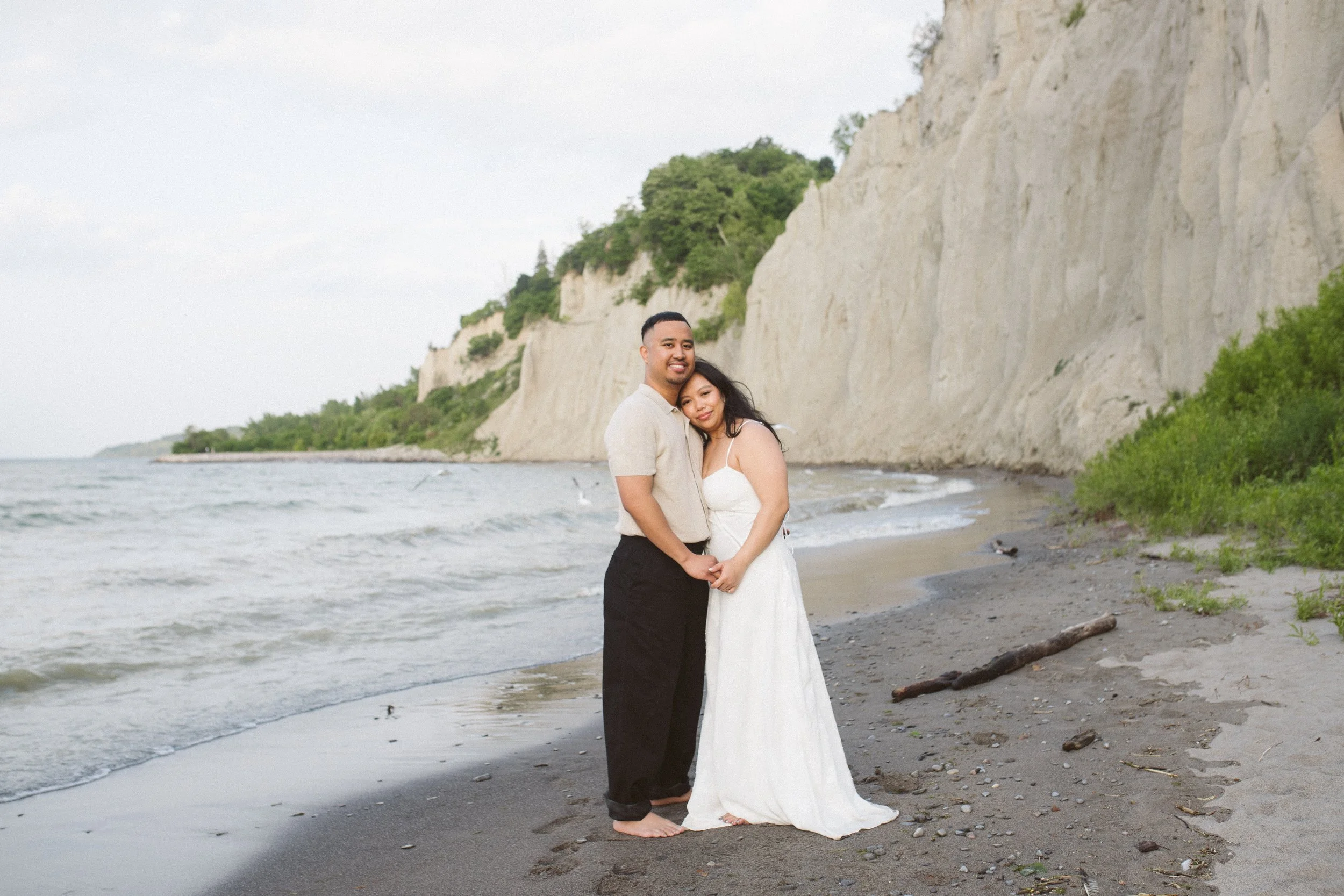 RAPHTRISHENGAGEMENTPHOTOS_COLOUR_@AMANDALEECOFFEY-111.jpg