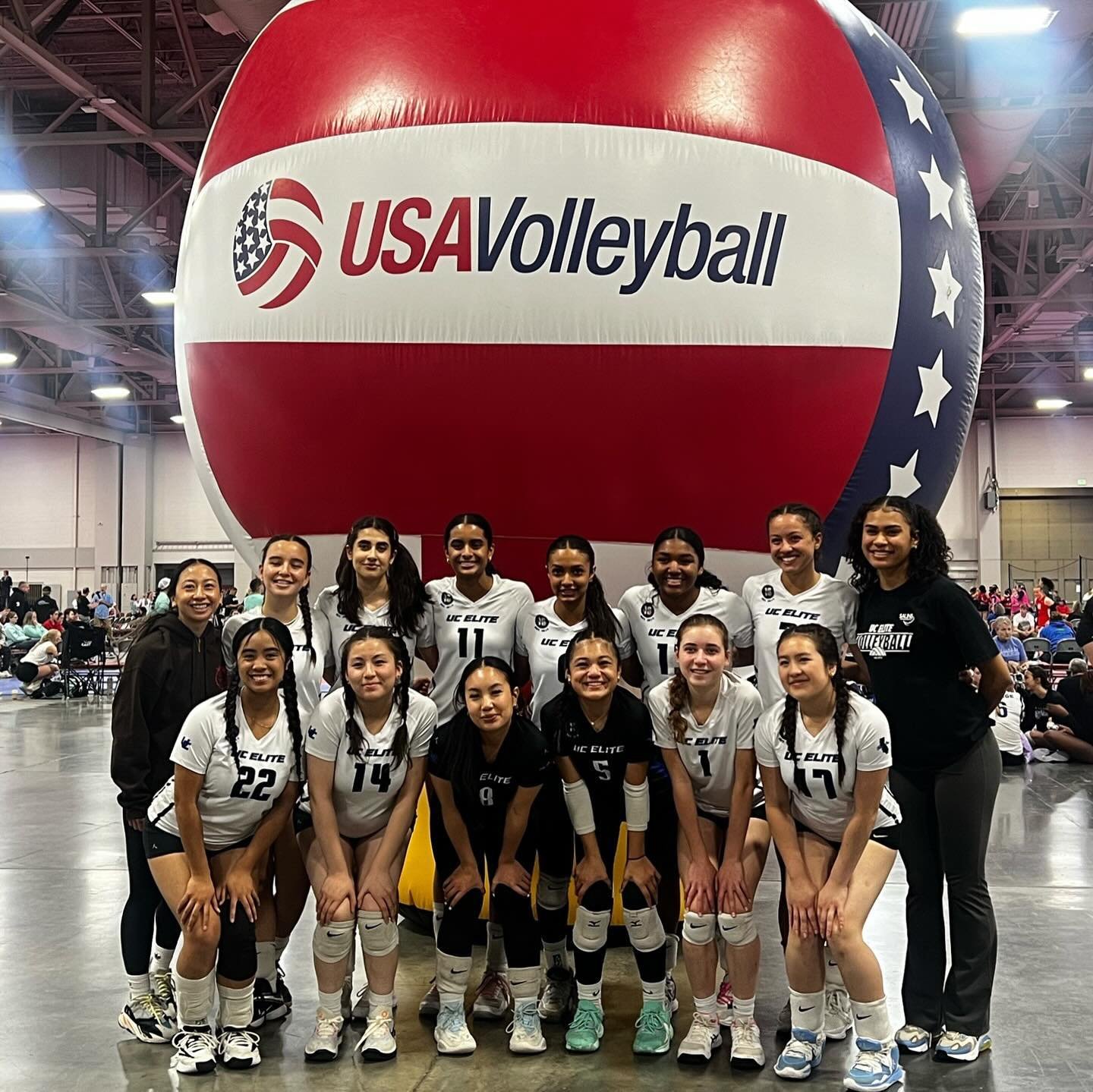 Great job to 16 Lynda for competing at the 2024 Salt Lake City Showdown National Qualifier in the 16 American Division! GO UC ELITE! #ucelitevbc #ucelite