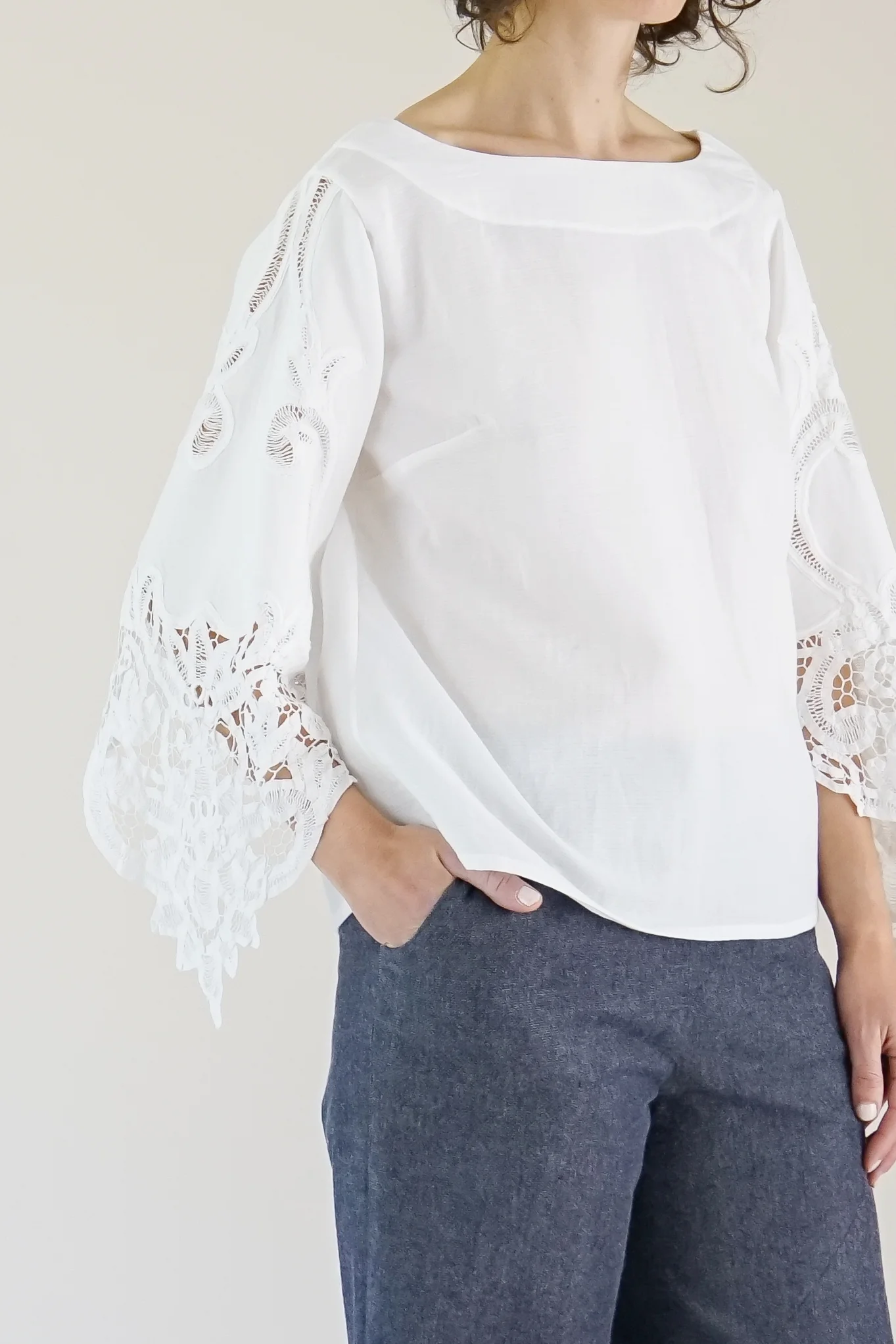 60's Hankerchief Sleeve Top