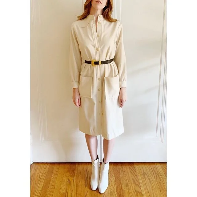 The perfect shirt dress for you beige and ivory lovers who live in those cool-summer cities. Large pockets to tuck away your phone, wallet, mask, dreams, confidence, and everything else a gal needs. Best Fit:&nbsp; s-l or 4-10 depending on the desire
