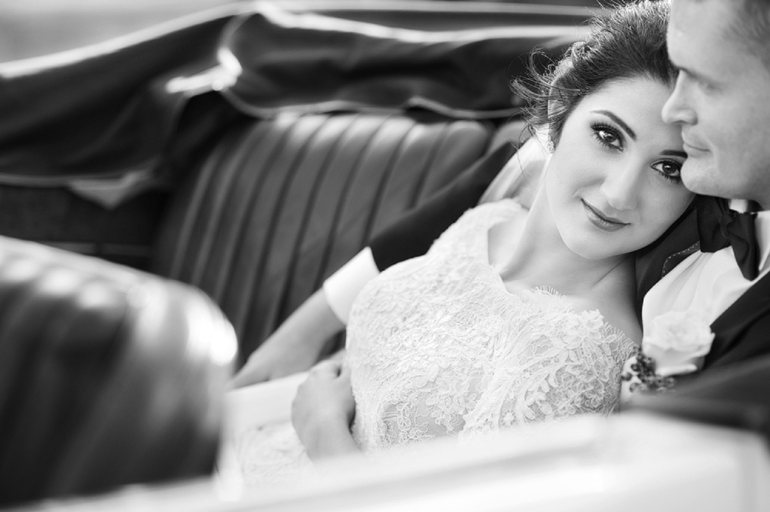 bride and groom in vintage car perth