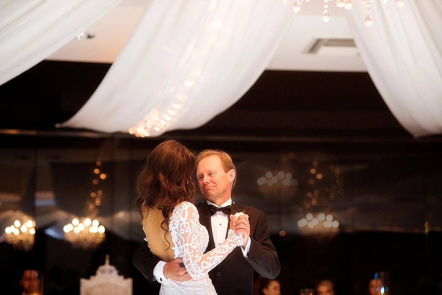 10_perth wedding photographers deray and simcoe.jpg