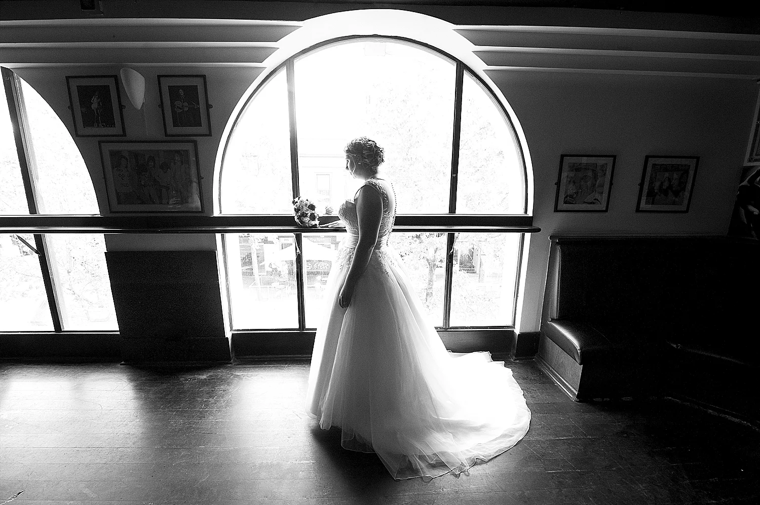 54_perth wedding photographers deray and simcoe.jpg