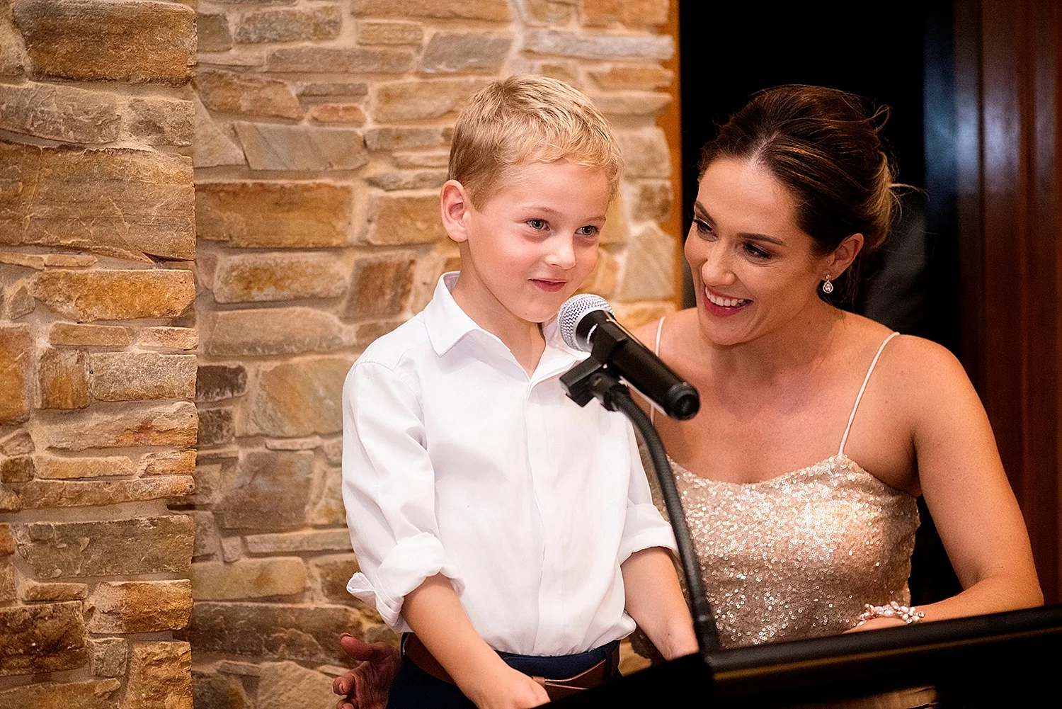 87_pageboy doing speech wedding perth .jpg