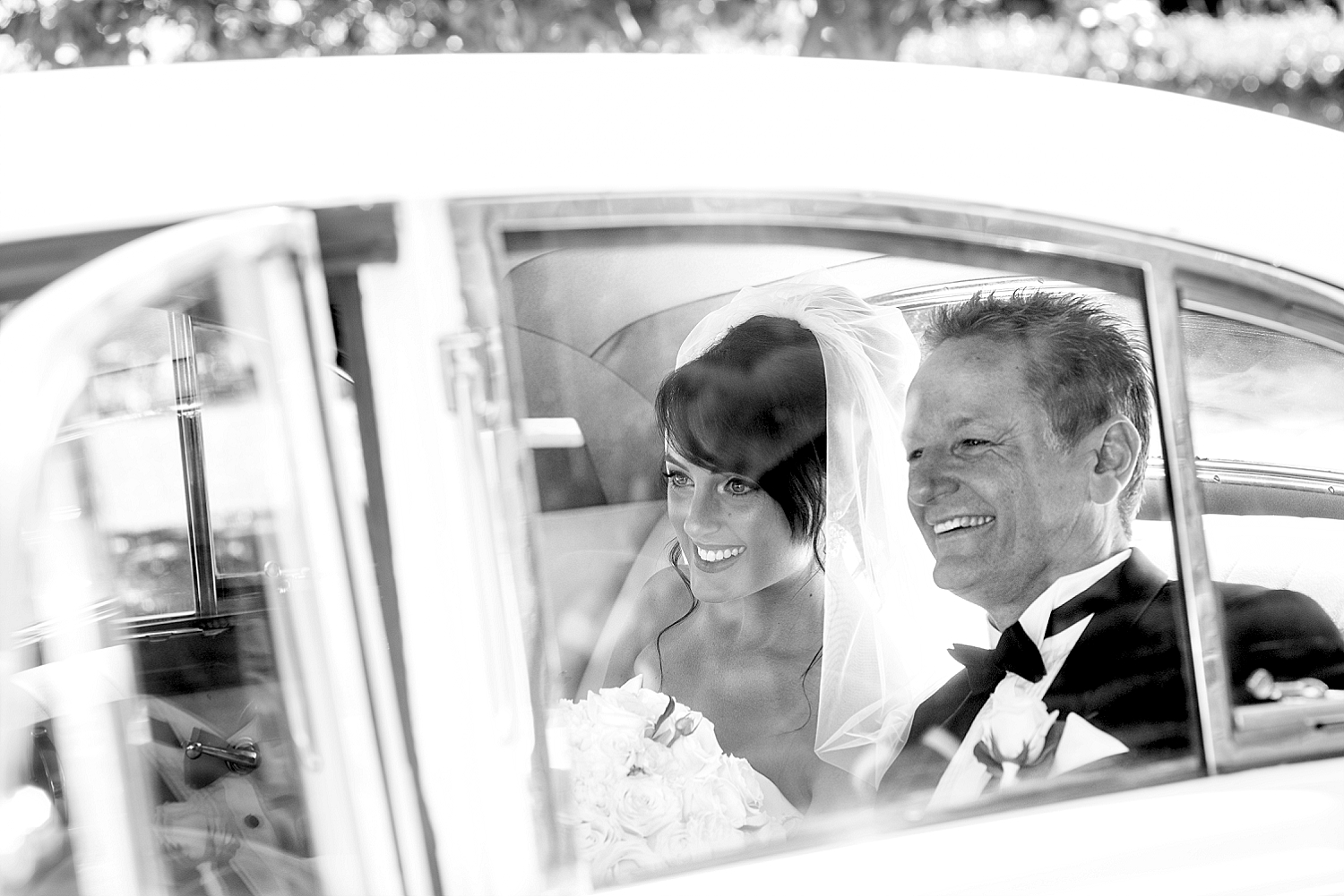 21_vintage wedding car perth.jpg