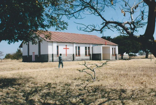 churchlr.jpg