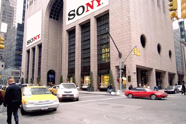 sonybuilding.jpg