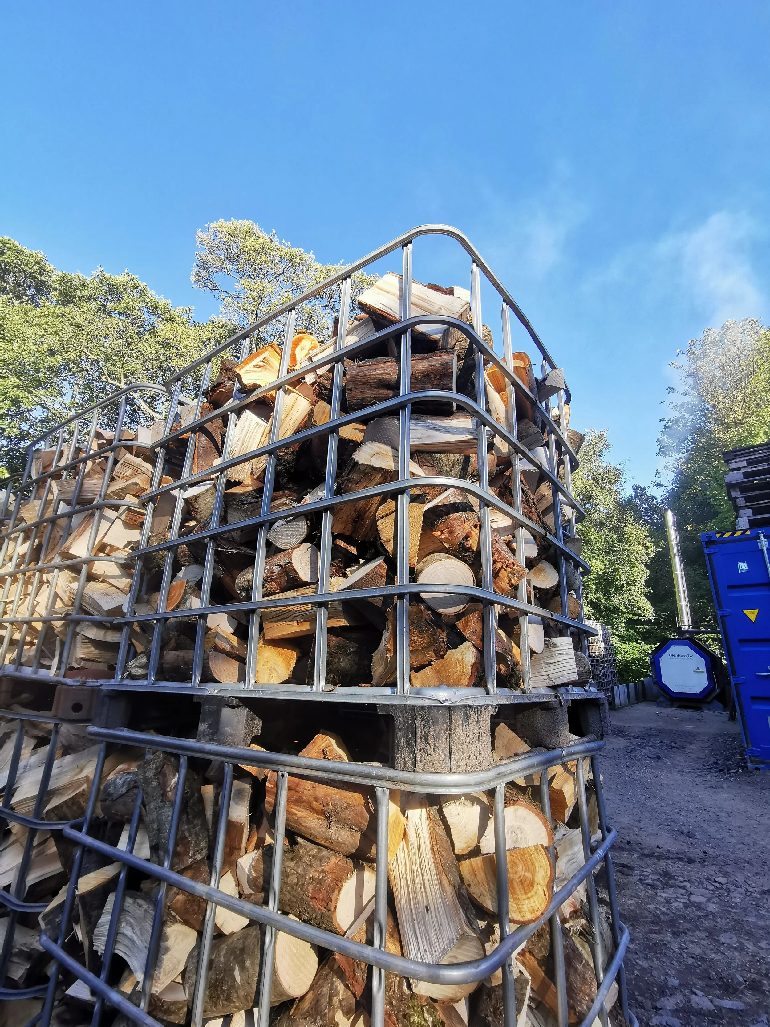 Fairlie Woodfuels Kiln dried hardwood & softwood, kindling, net bags