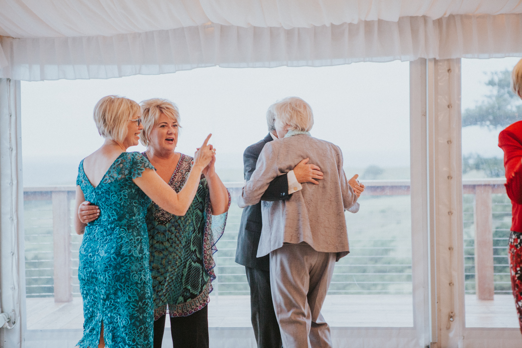 Claire Dean Hitched Blogset-703.jpg