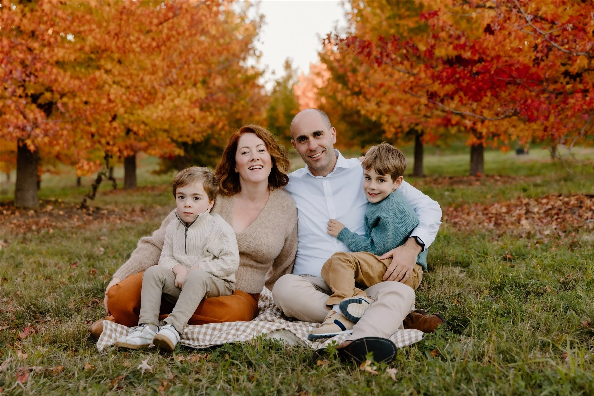 Liz and Edward-FamilyStorytelling_May2453.jpg