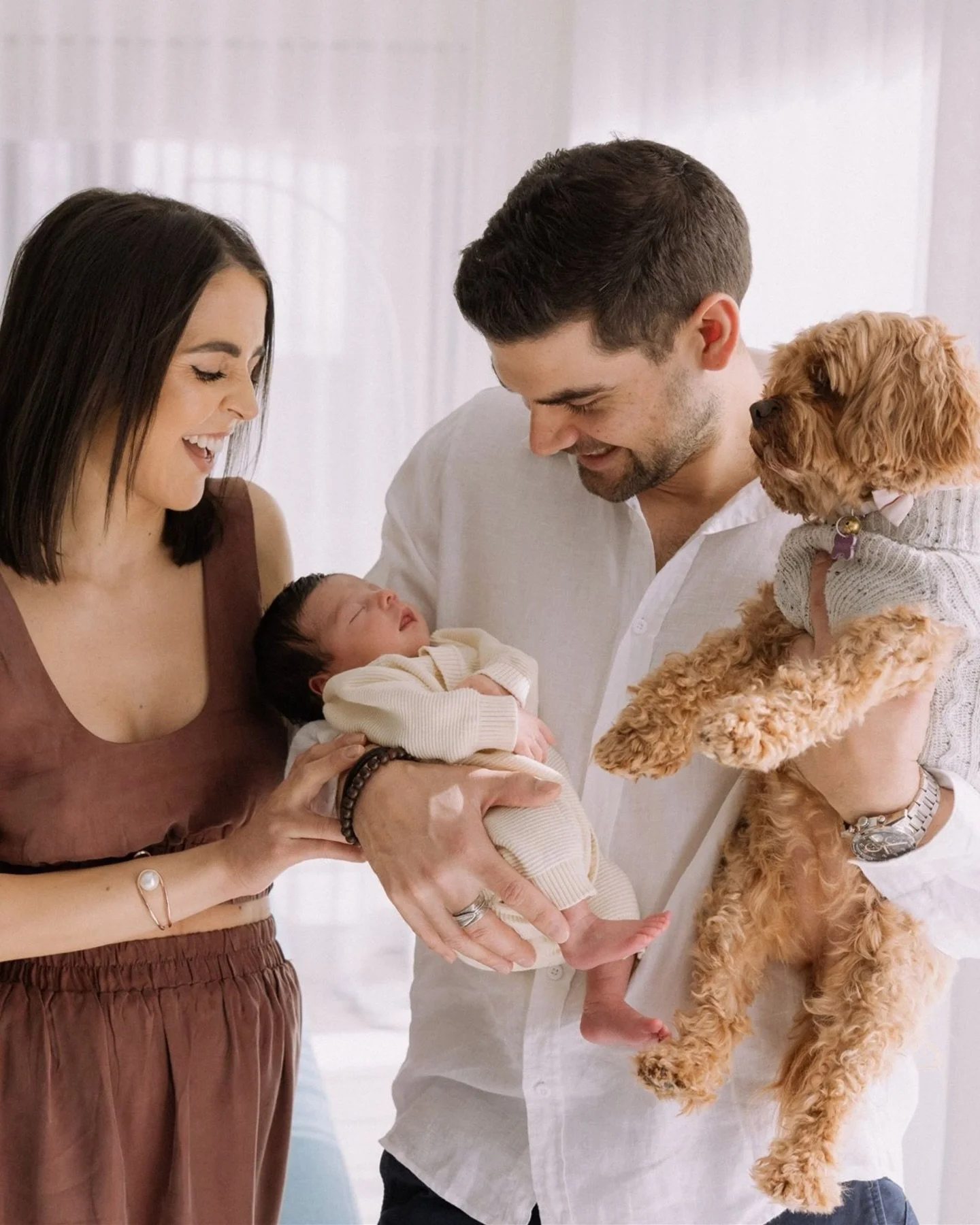 Nothing beats those slow, love-soaked moments at home 🤍

Suzi and Taylor soaking up every little snuggle with their beautiful girl, Mila.
Tiny fingers. Sleepy stretches. That newborn softness that disappears far too quickly.

Baby Mila, you were jus