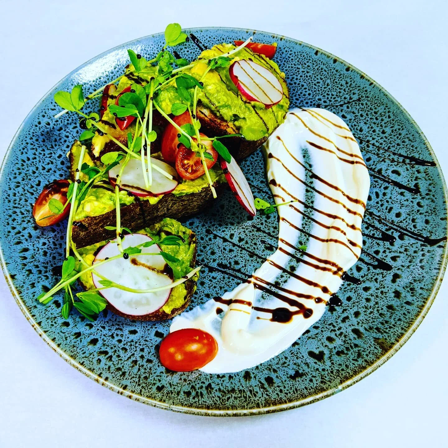 Come down and enjoy our Home Style Avo Toast 🥑 #littleclive #avocadoislife