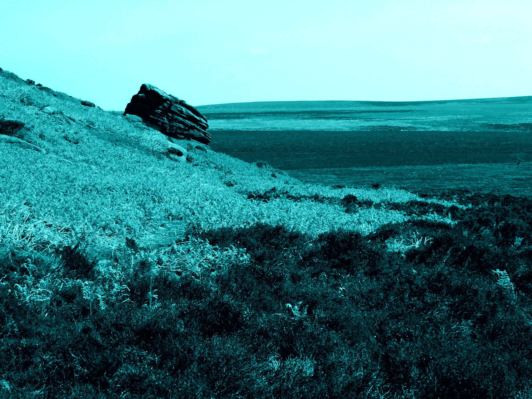 Stannage Blue Shadow  2 Blue.jpg