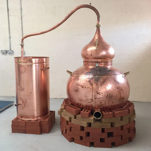 Our handmade copper alembic still has finally arrived!
