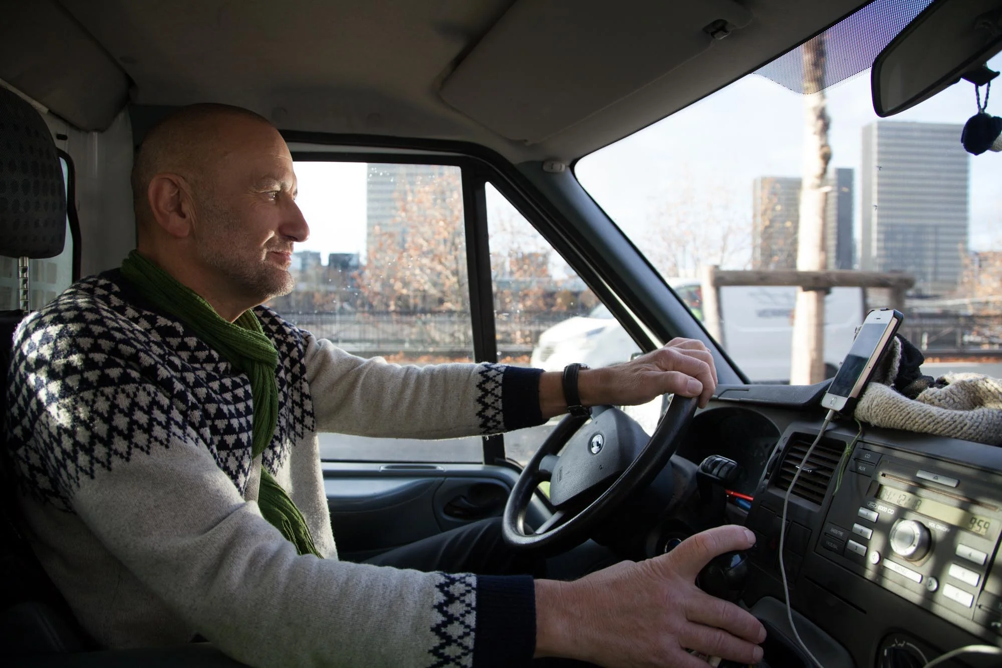  Paris, le 04 decembre 2018. Patrick dans le centre ville de Paris. Il roule avec son camion pour se rendre au Palais de l'Elyseee pour rencontrer le president Emmanuel Macron. 