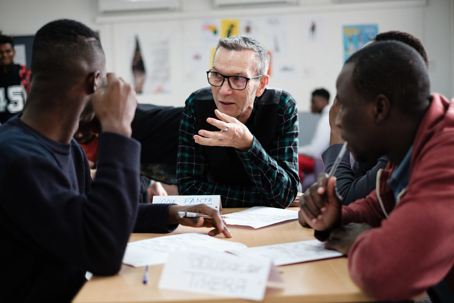  Cours de Français. Projet Passerelle pour Mineurs Non Accompagnés à Neuilly Plaisance. Région parisienne. 