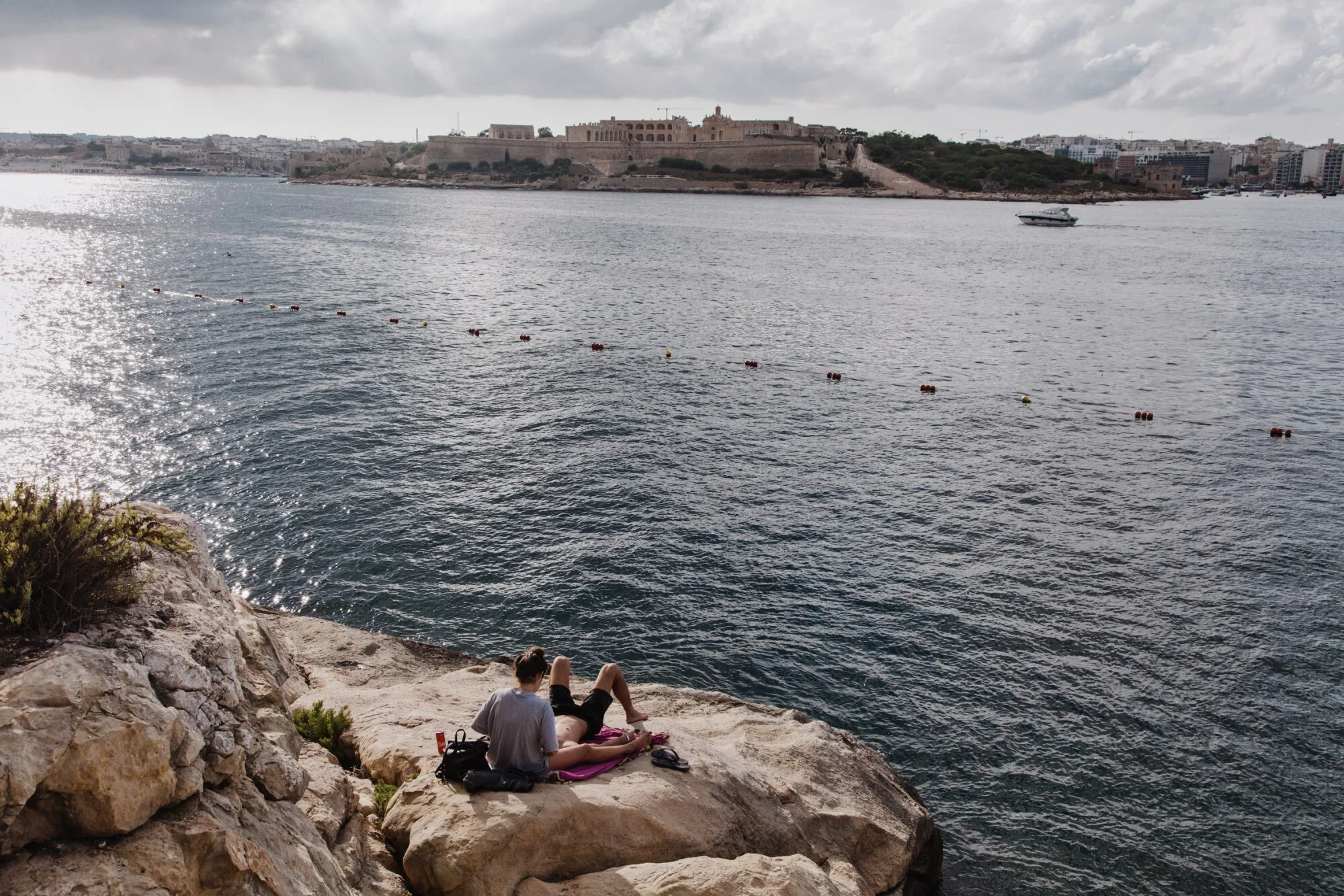 Scenes de vie quotidienne a La Vallette. Malte.