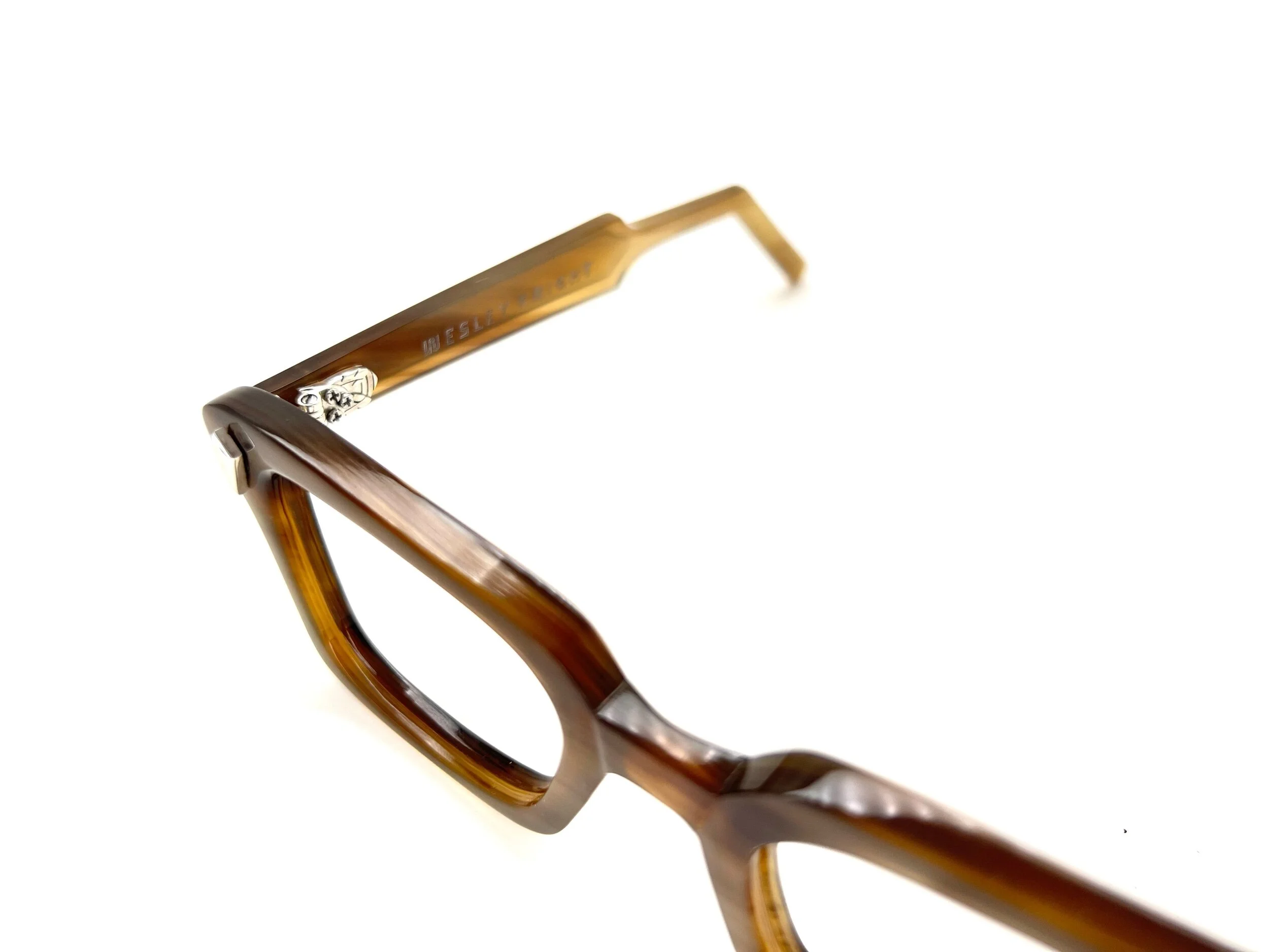 0DA86AF7-526F-49F5-9FEF-24ED74FAA184