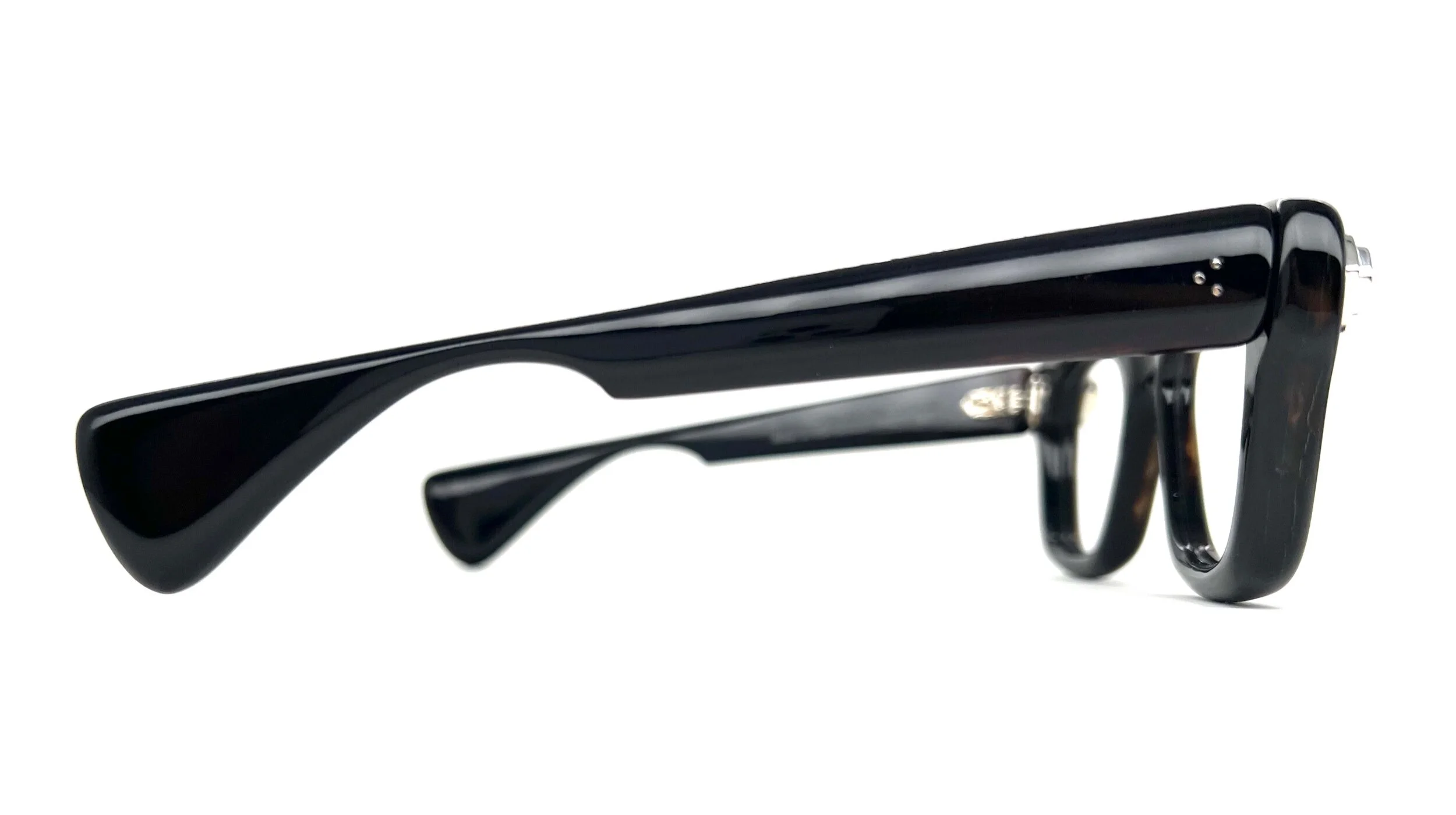 61BF9038-B1C1-4C68-BEED-4A6E8FD2F2E2