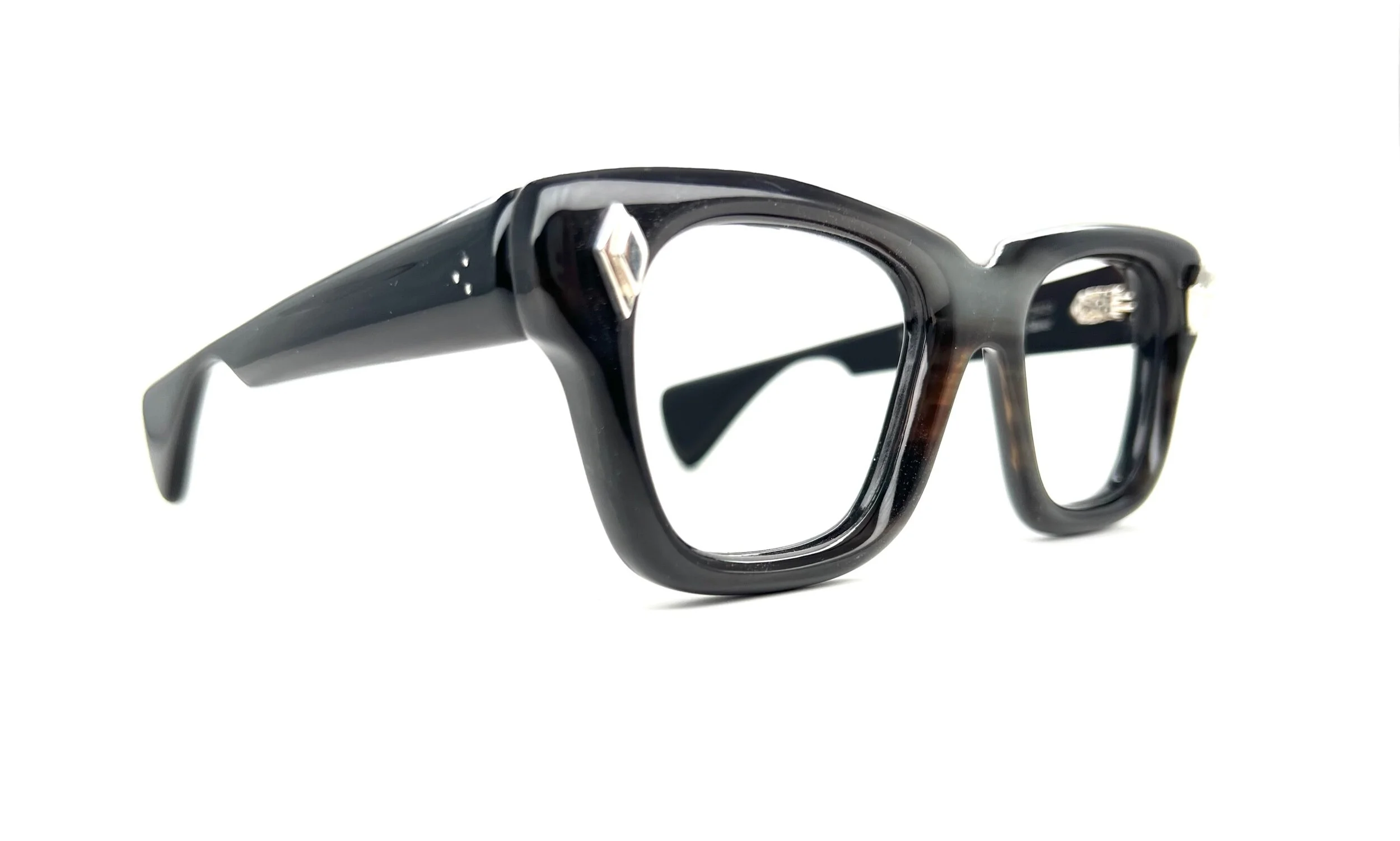 17D9AEDF-5A73-4119-83D4-C346E3C068F3