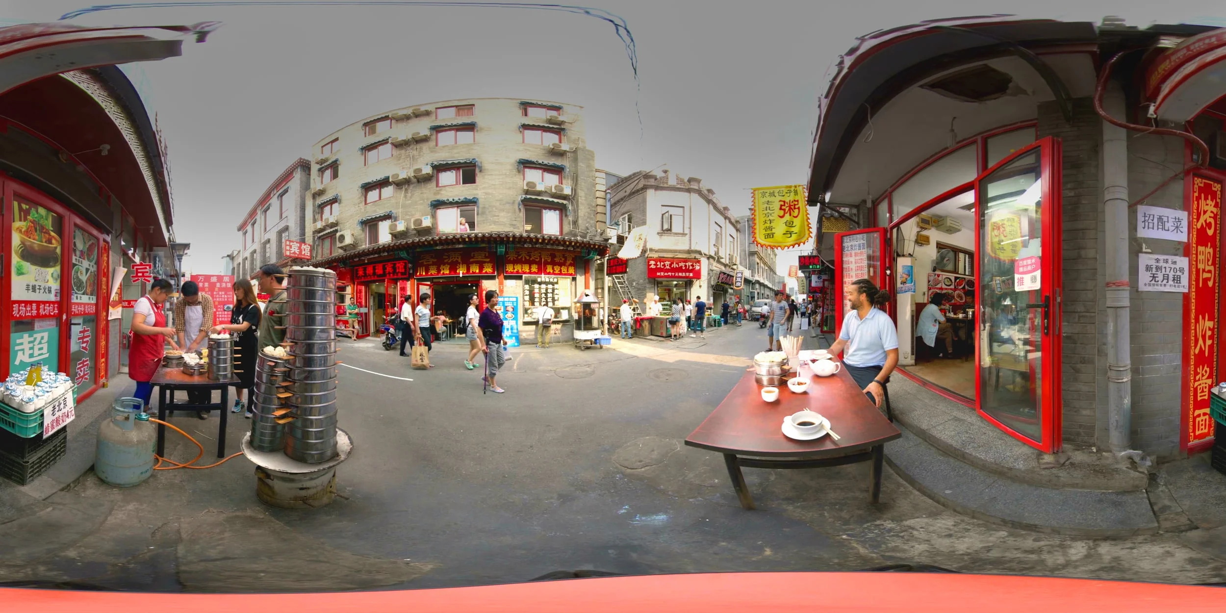 How travel brands are using virtual reality  </p> &#8212;