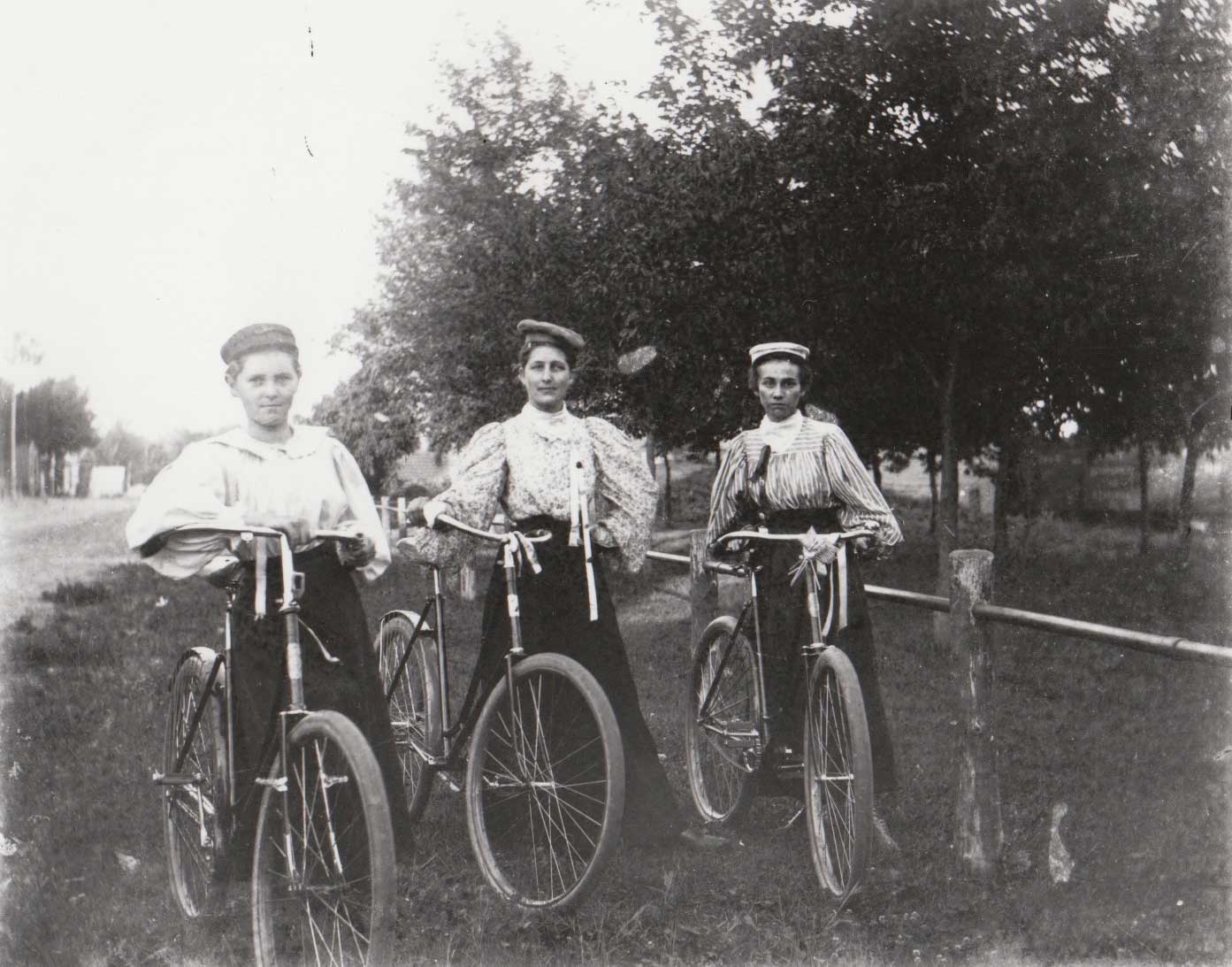 1. Women bicyclists