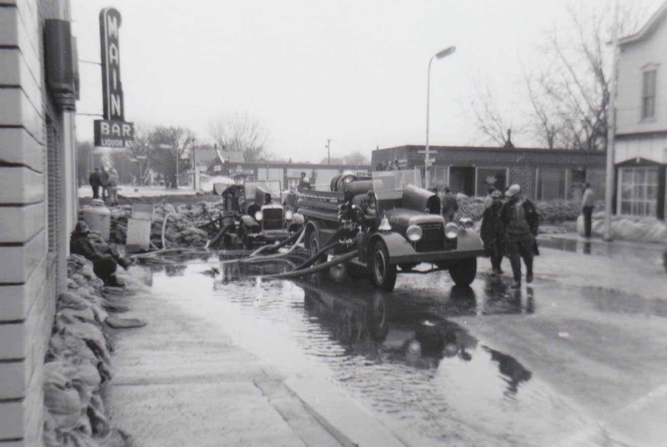 15. Flood, Main Bar Building