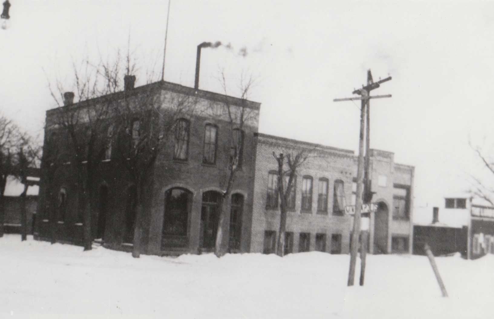 12. Delano Eagle Office Building