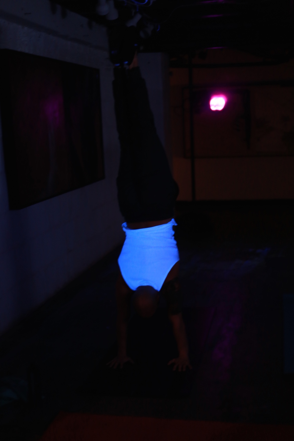 Johnny Asfour warming up before the practice begins.