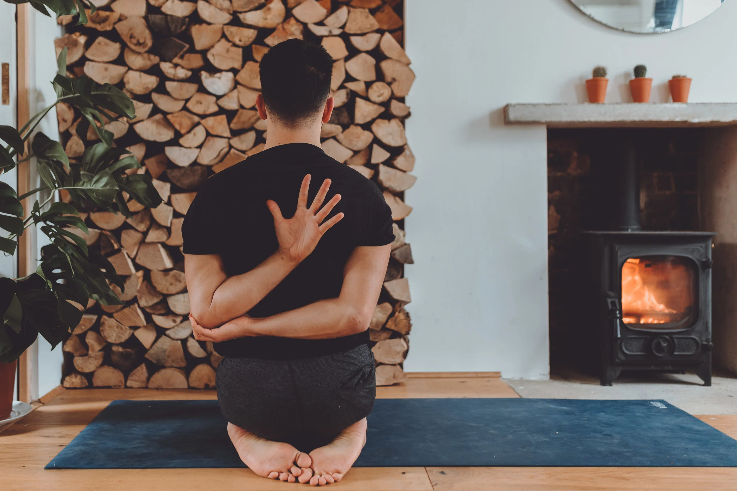 Grip-The-Mat-Ustrasana-Camel-Pose-Prep-Shoulders