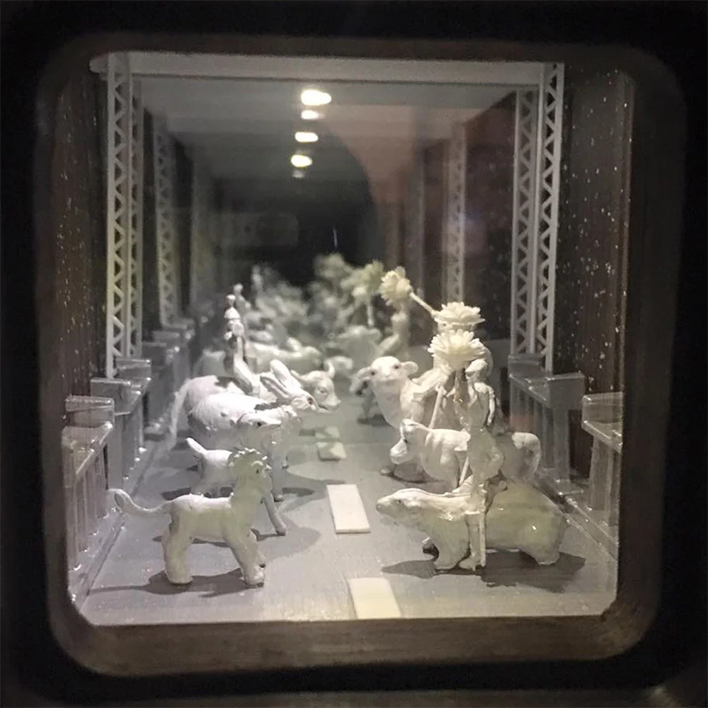 Middle of the Road (interior detail)