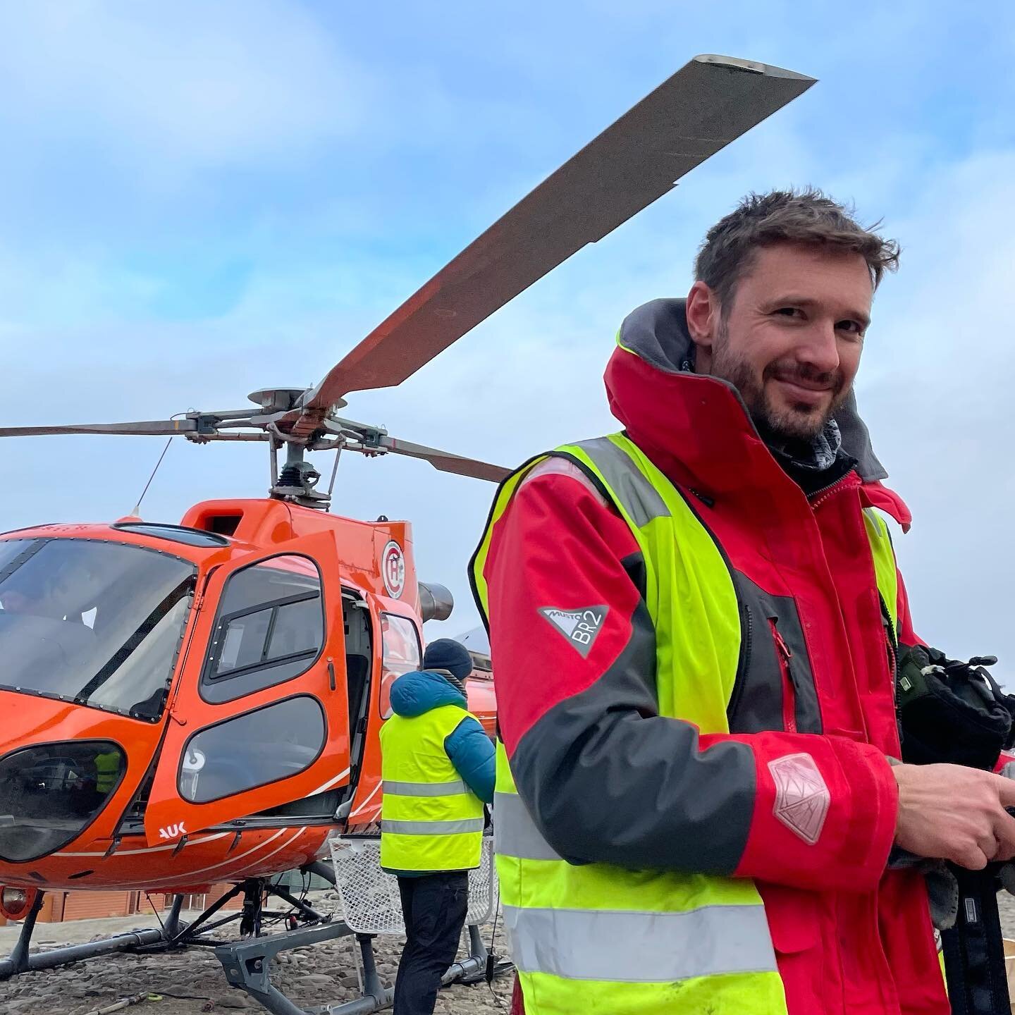 That&rsquo;s a wrap on Svalbard and phase one of our @oceanx shoot in Norway.
Having a blast with this team documenting people doing extremely cool work in the Arctic. Next stop, Balmy Bug&oslash;ynes.