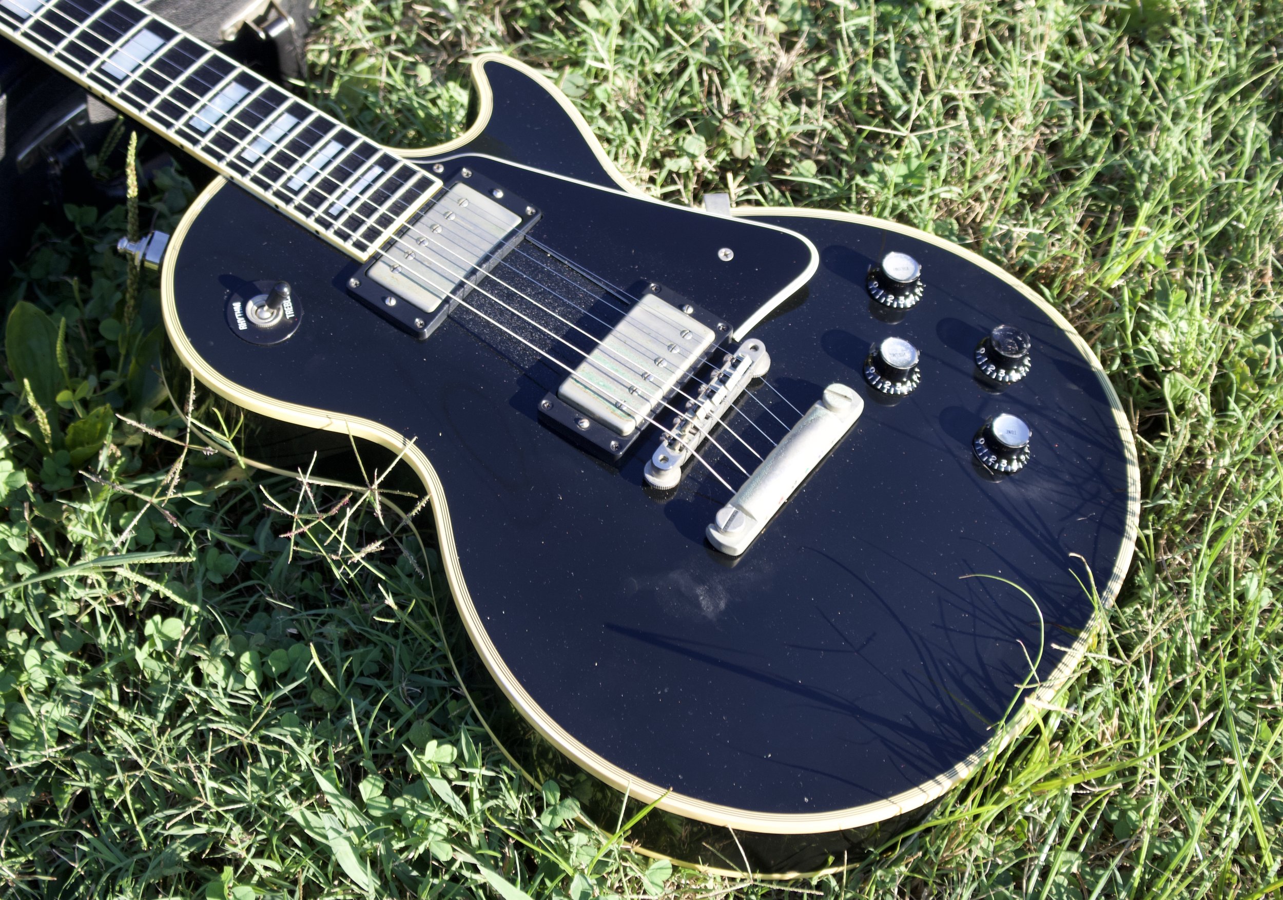 2002 Gibson Les Paul Custom 1968 Reissue Ebony w/ Nickel Hardware