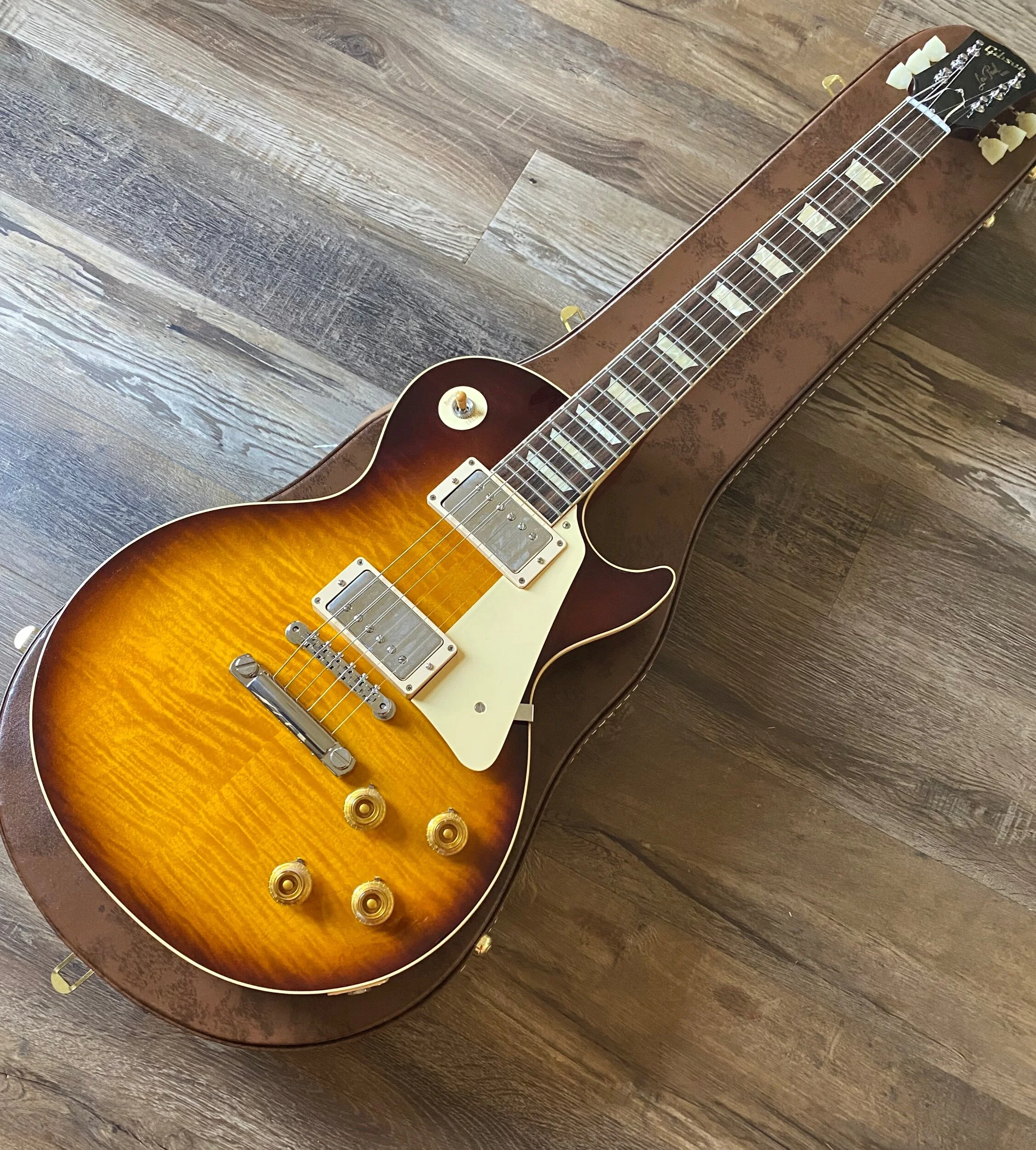 956F2FF0-A9CA-478B-BADB-A9AE3CB06D1C