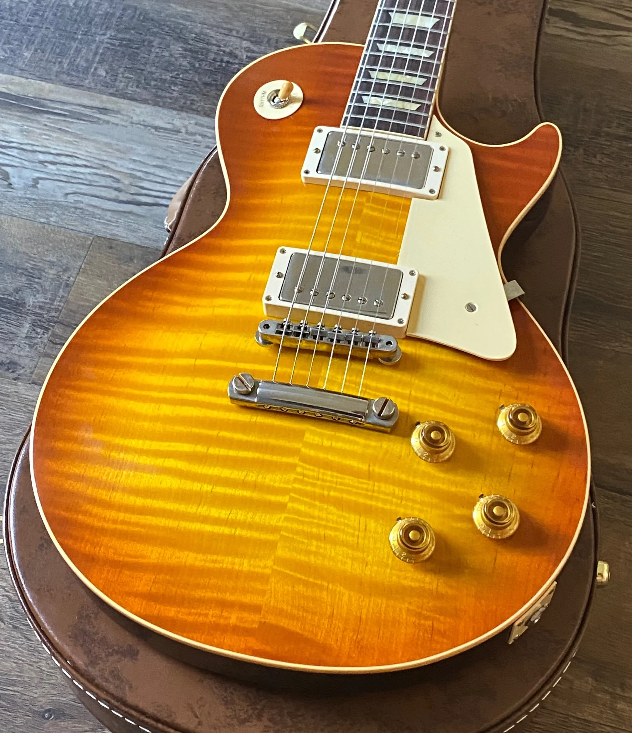 3F07E4ED-41F5-4481-AF23-A6DF13B1BA62