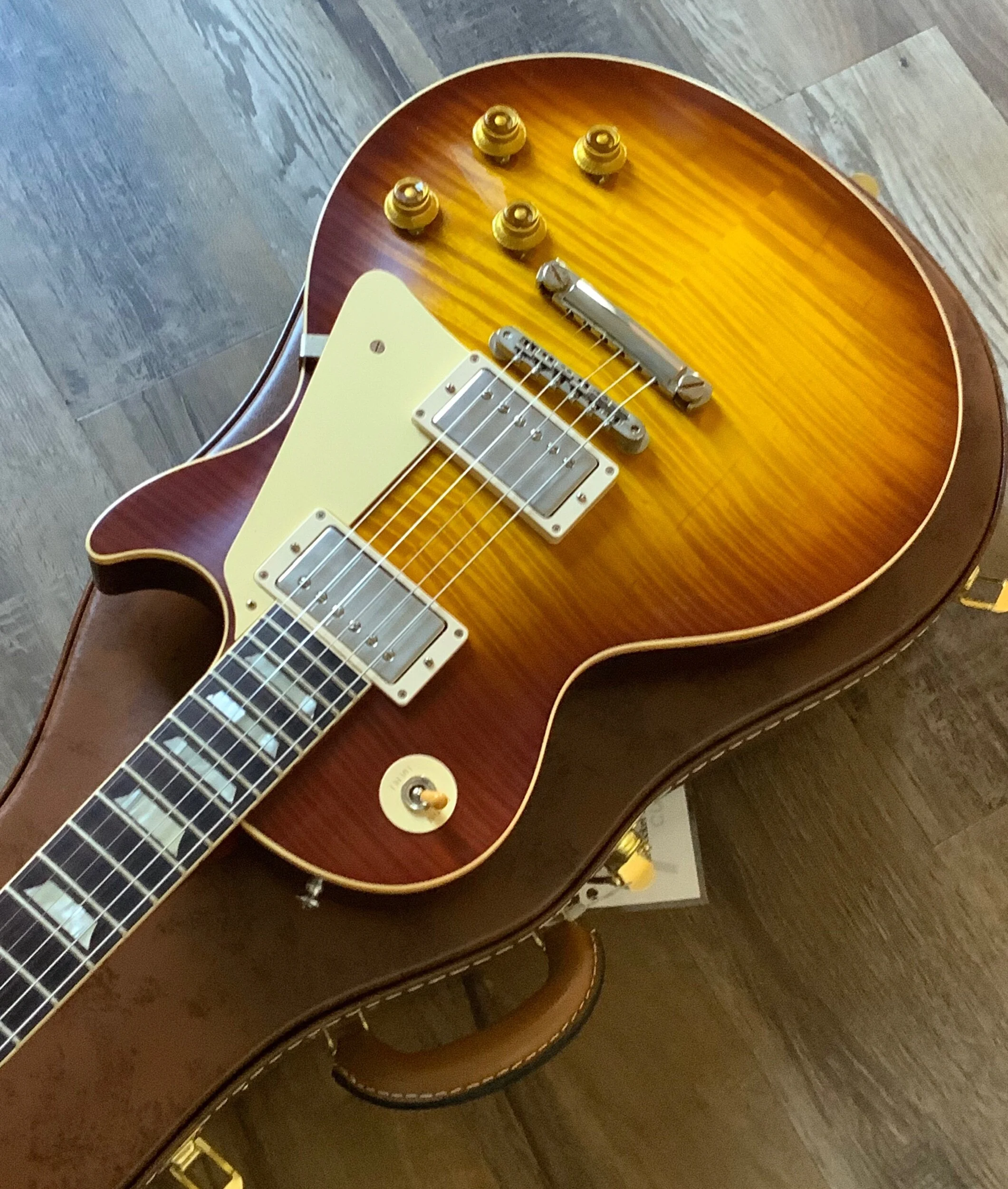 6D0C46D3-3AA9-4D6B-9256-FC26126FB50A