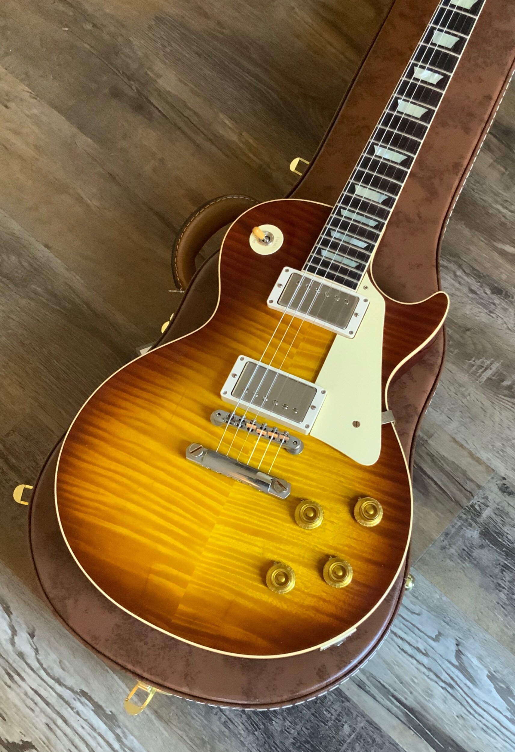 122751D3-99BA-4ACD-B525-9C219A4981D1