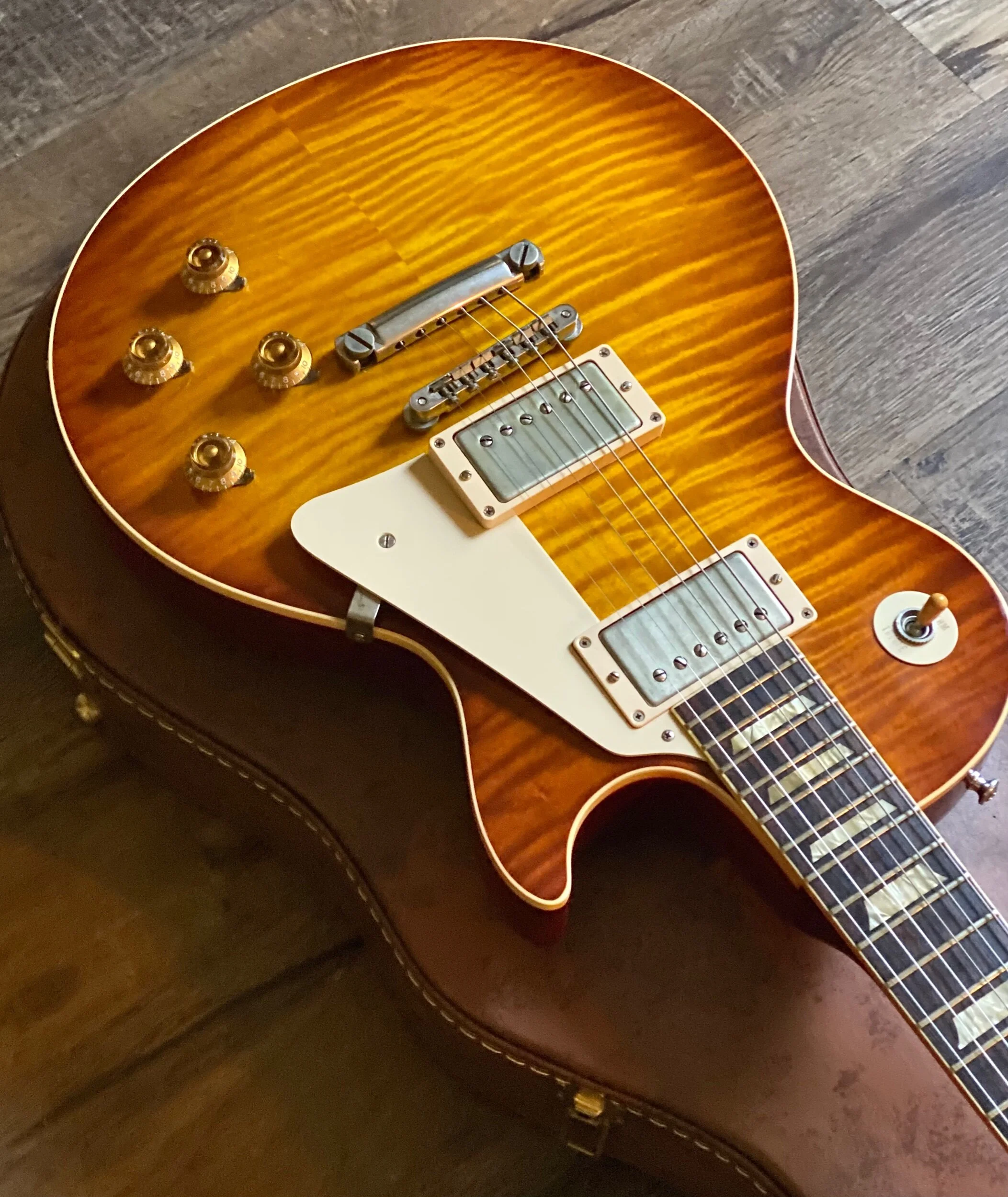 835A5FF7-5907-4880-9C56-49637F4ECE90