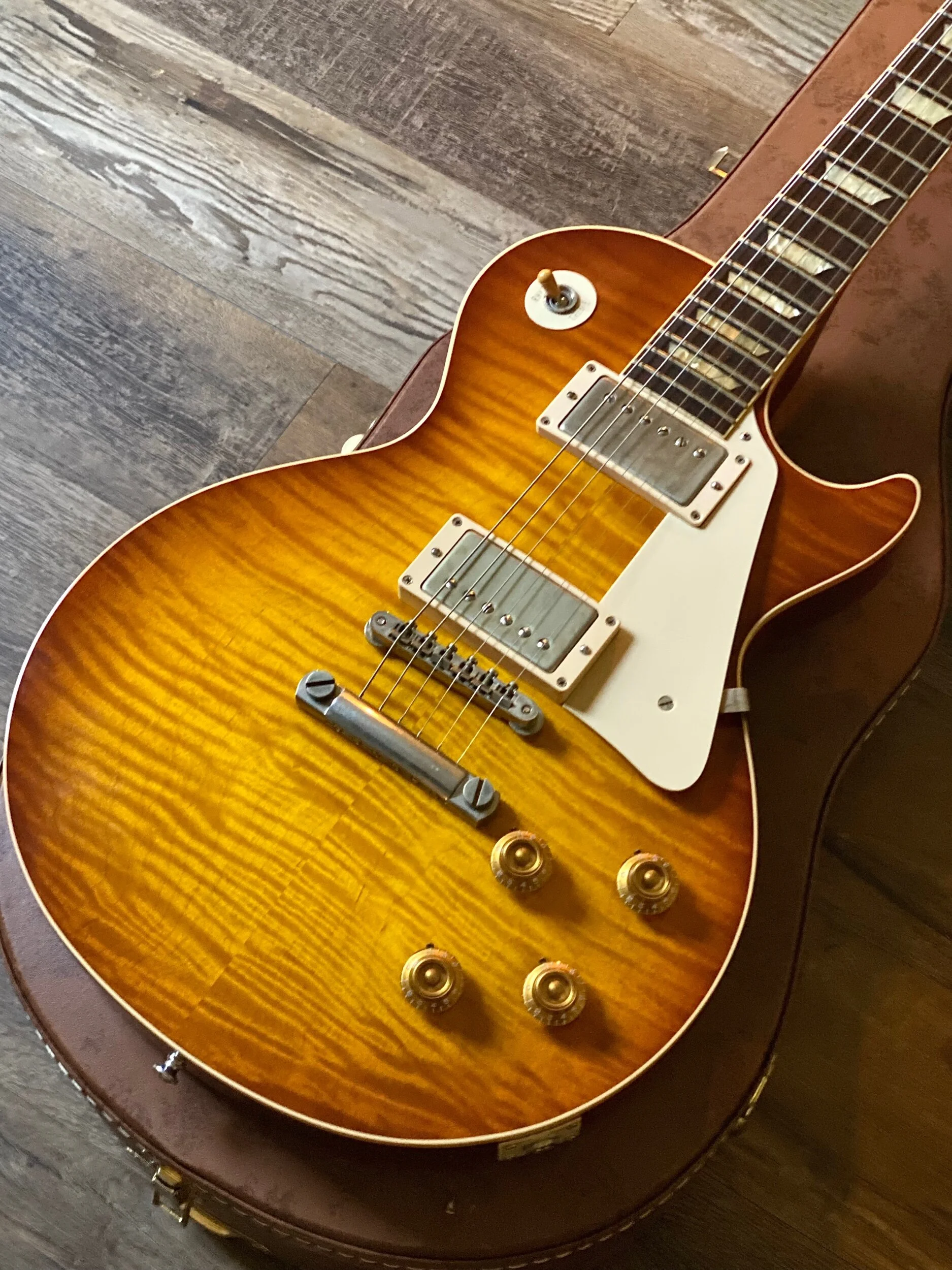 7E4BEC30-1247-4604-981E-4F79E3C04AE0